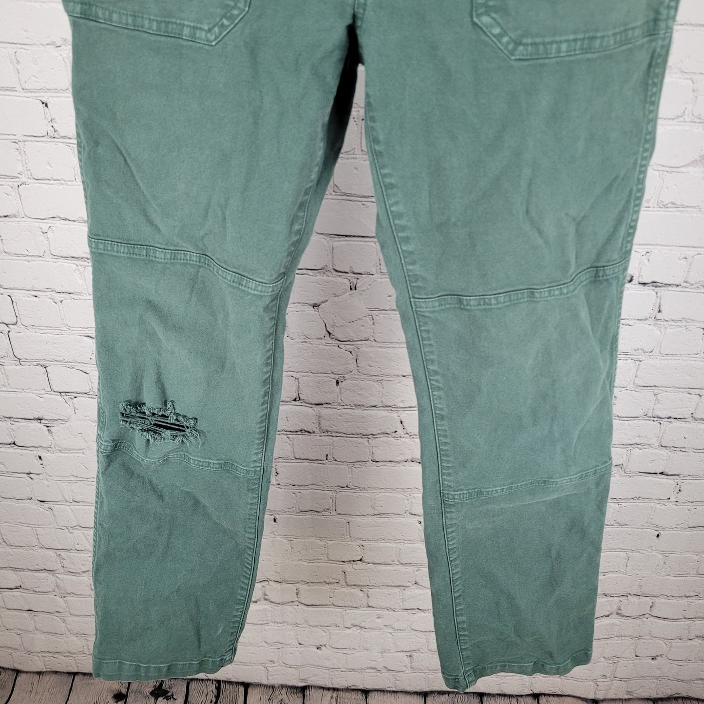 Madewell Green 90's Straight Distressed High Rise Stretch Pants Size 26 (26x30)