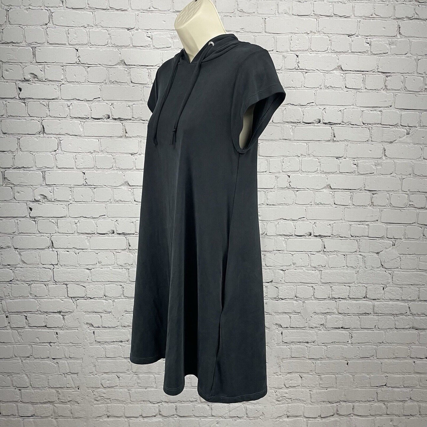Elan Soft Black Dress Hooded Cap Sleeve Pull Over Pockets USA Made Size Small S