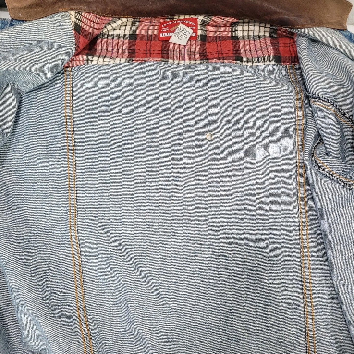 VTG Marlboro Country Store Blue Denim Leather Collar Button Jean Jacket Size XL