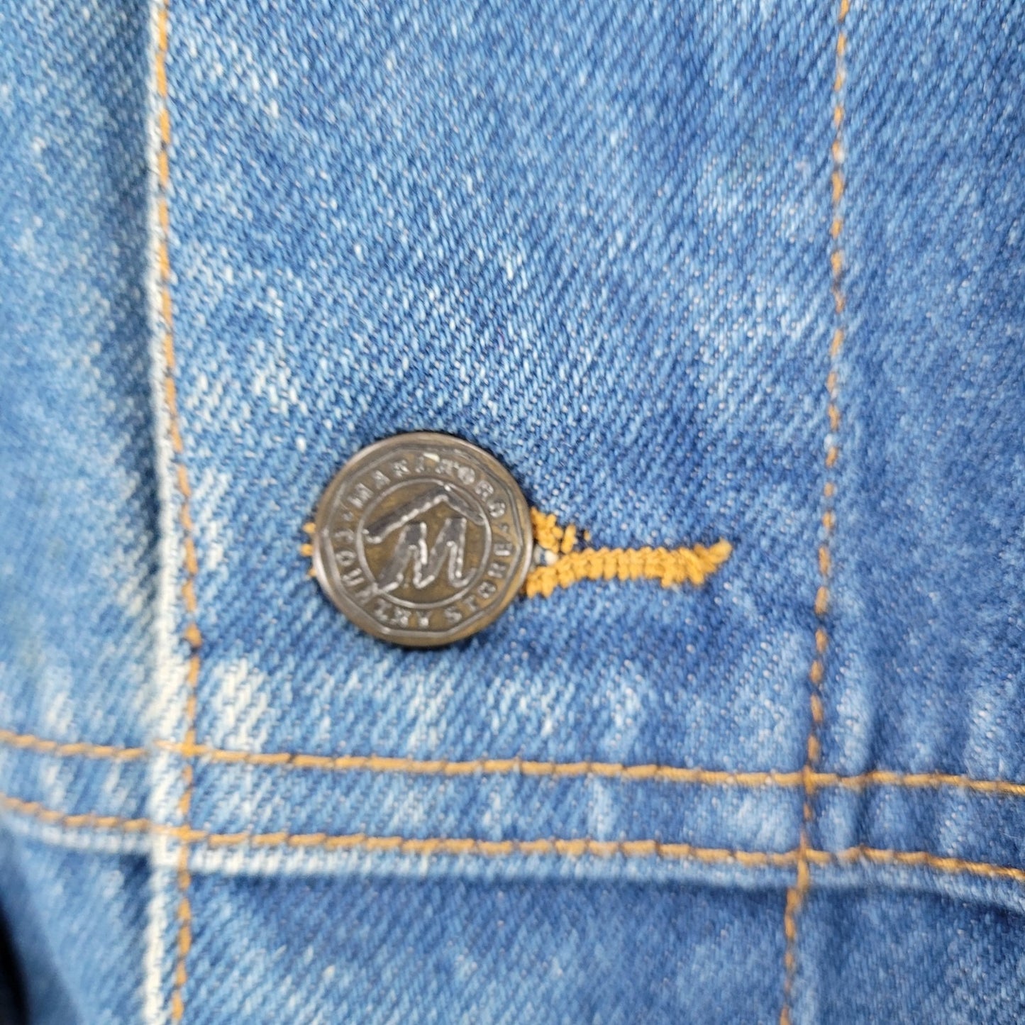 VTG Marlboro Country Store Blue Denim Leather Collar Button Jean Jacket Size XL