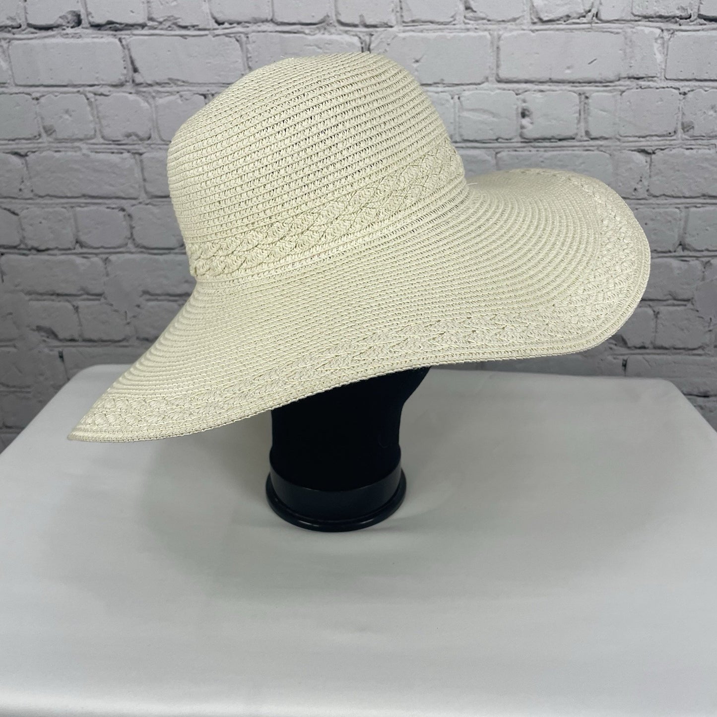 Sun N Shade White Headwear Straw UPF 50+ Protection Wide Brim Sun Hat Size O/S