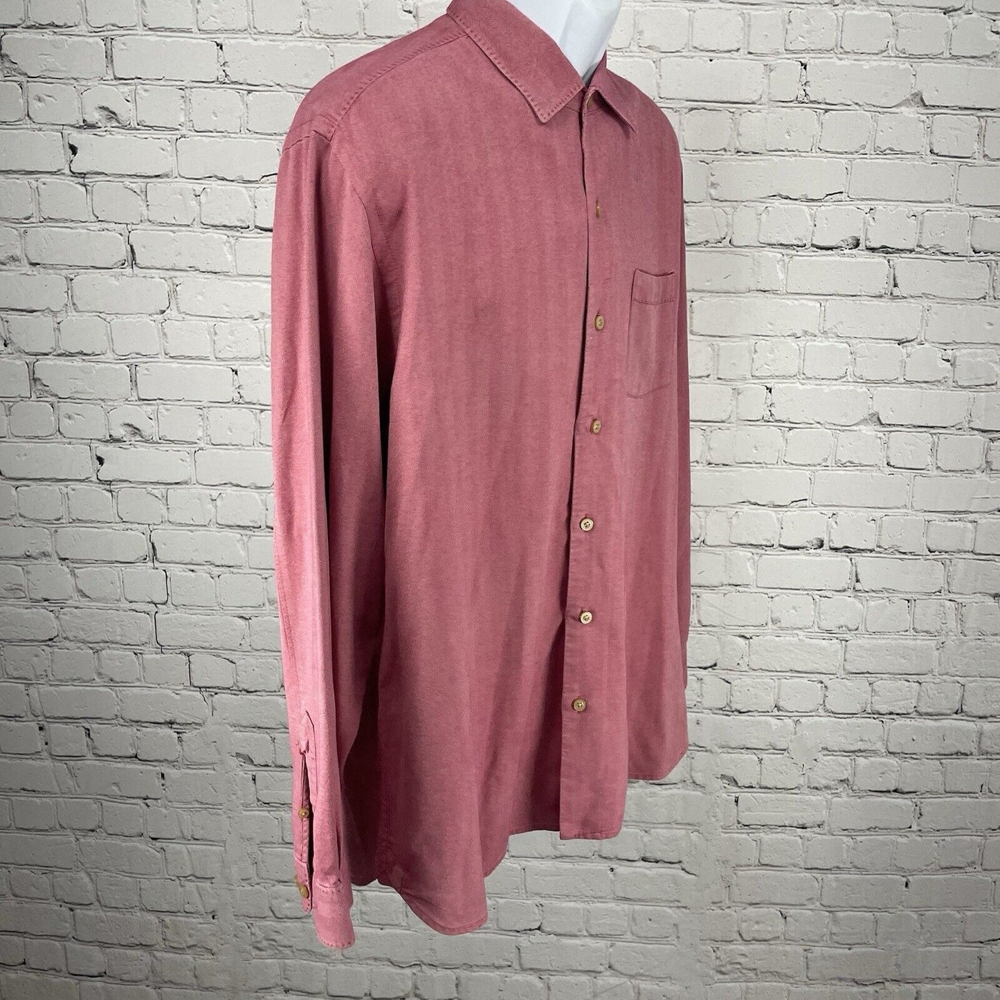 Tommy Bahama Muted Red Silk Herringbone Button Up Long Sleeve Shirt Size Large L