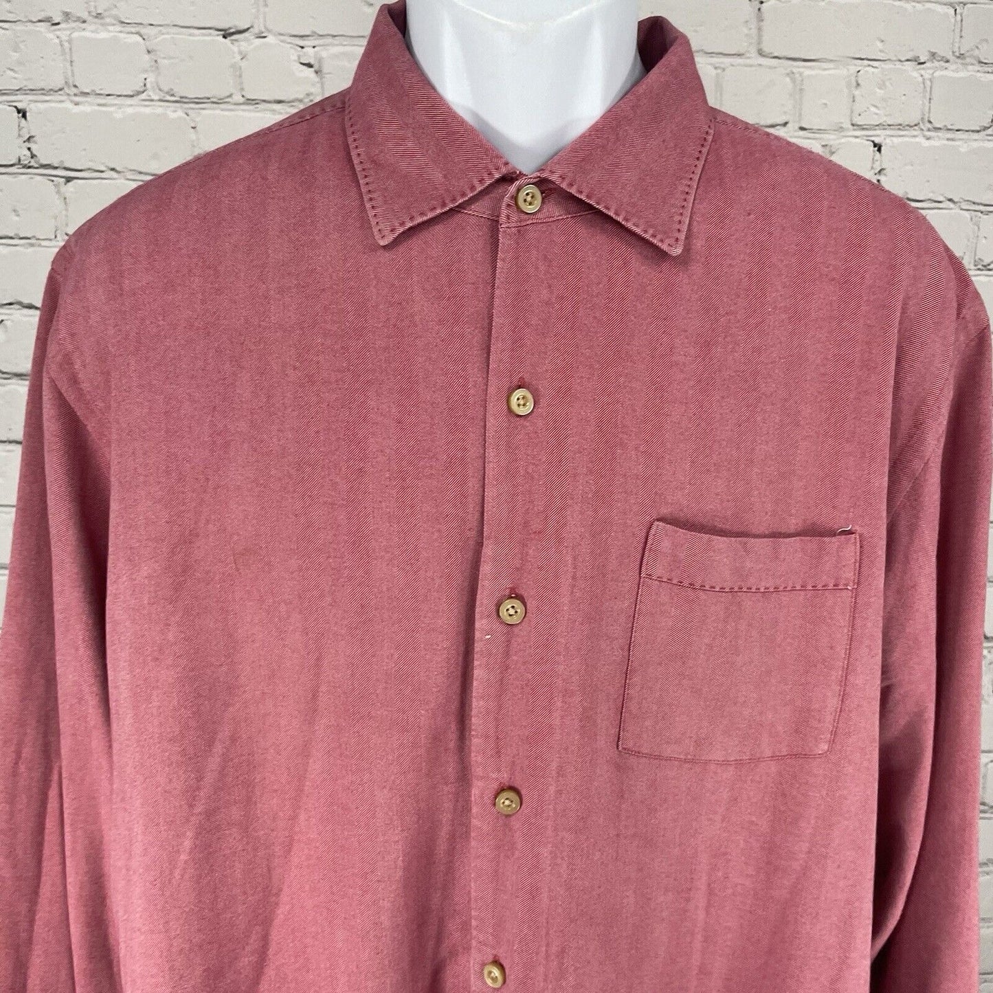 Tommy Bahama Muted Red Silk Herringbone Button Up Long Sleeve Shirt Size Large L