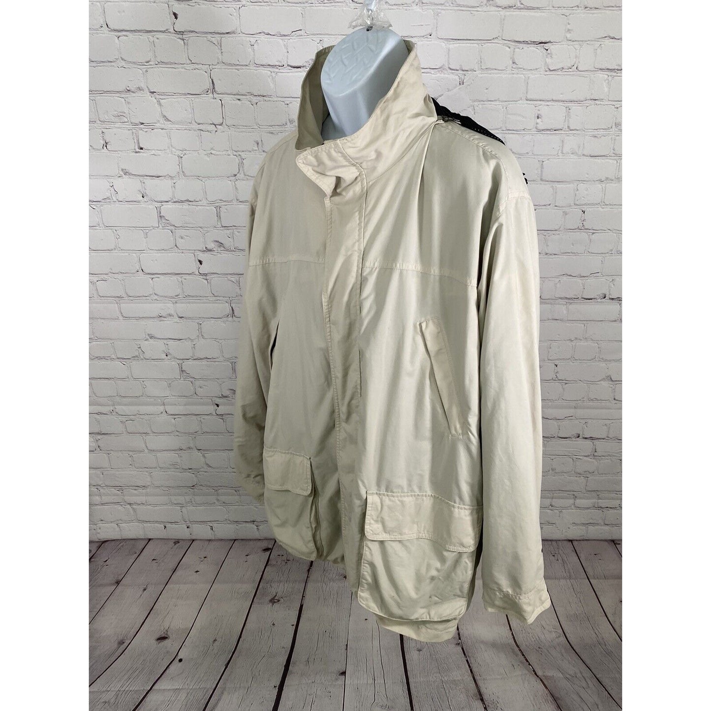 Eddie Bauer Weatheredge Beige Full Zip Zip Off Hood Rain Coat Jacket Men’s XL