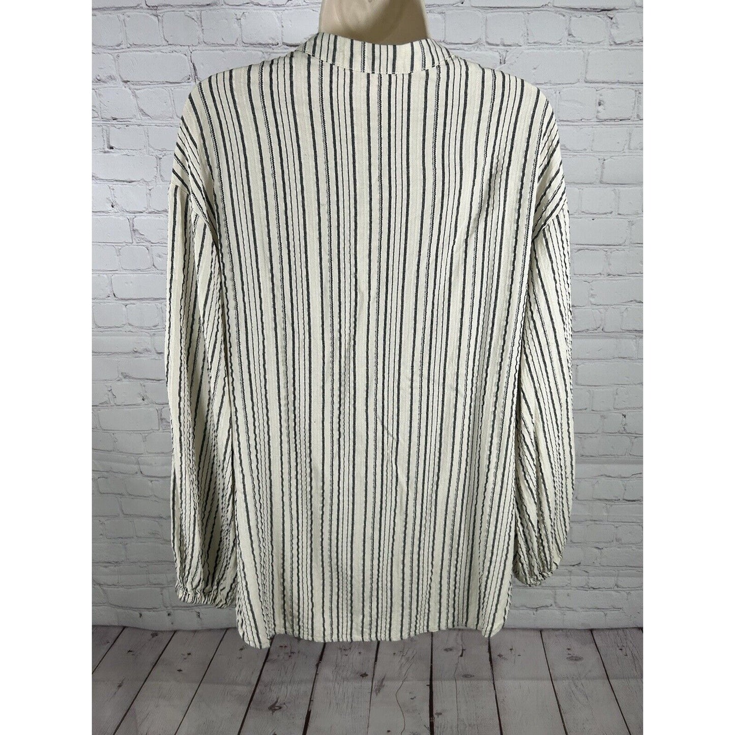 Free People Oversized Cream Gray Stripe Keyhole Neck Boho Bishop Sleeve Top XS