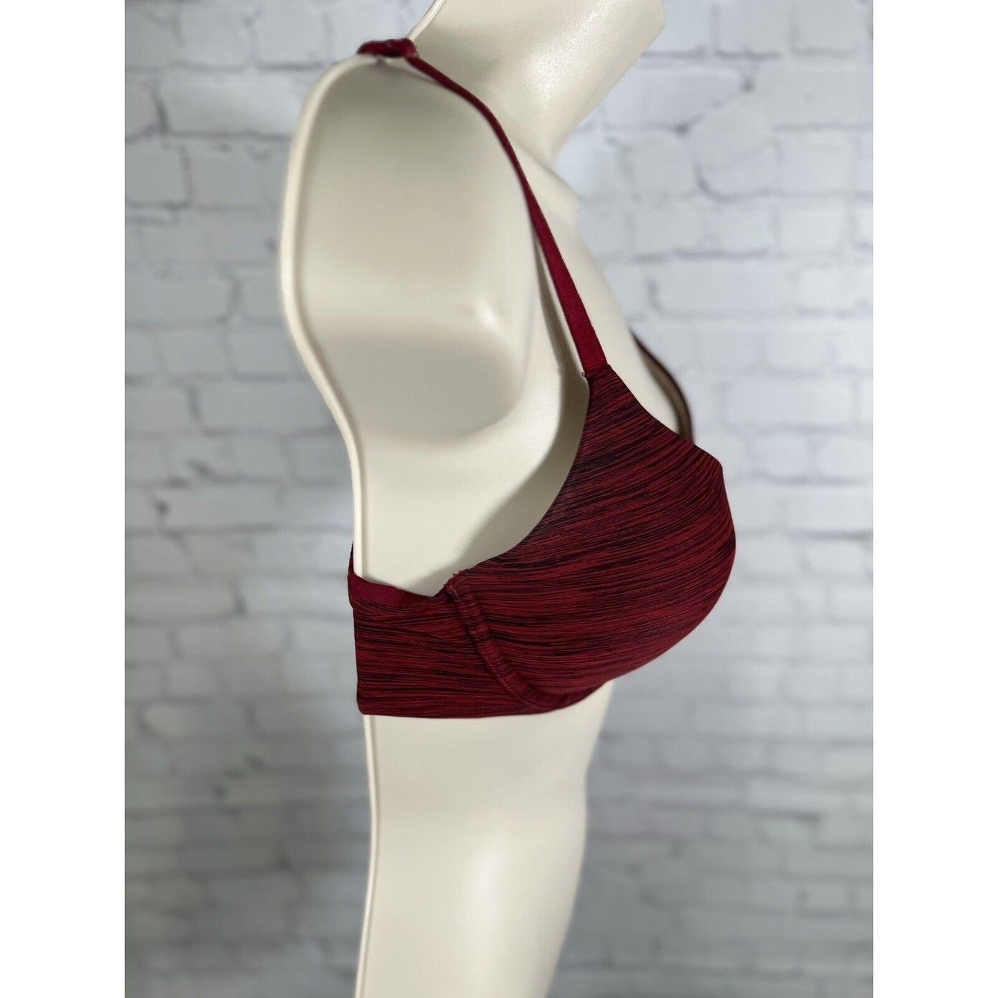Victoria's Secret Uplift Semi Demi Bra Underwire Red Black Lightly Lined 32D