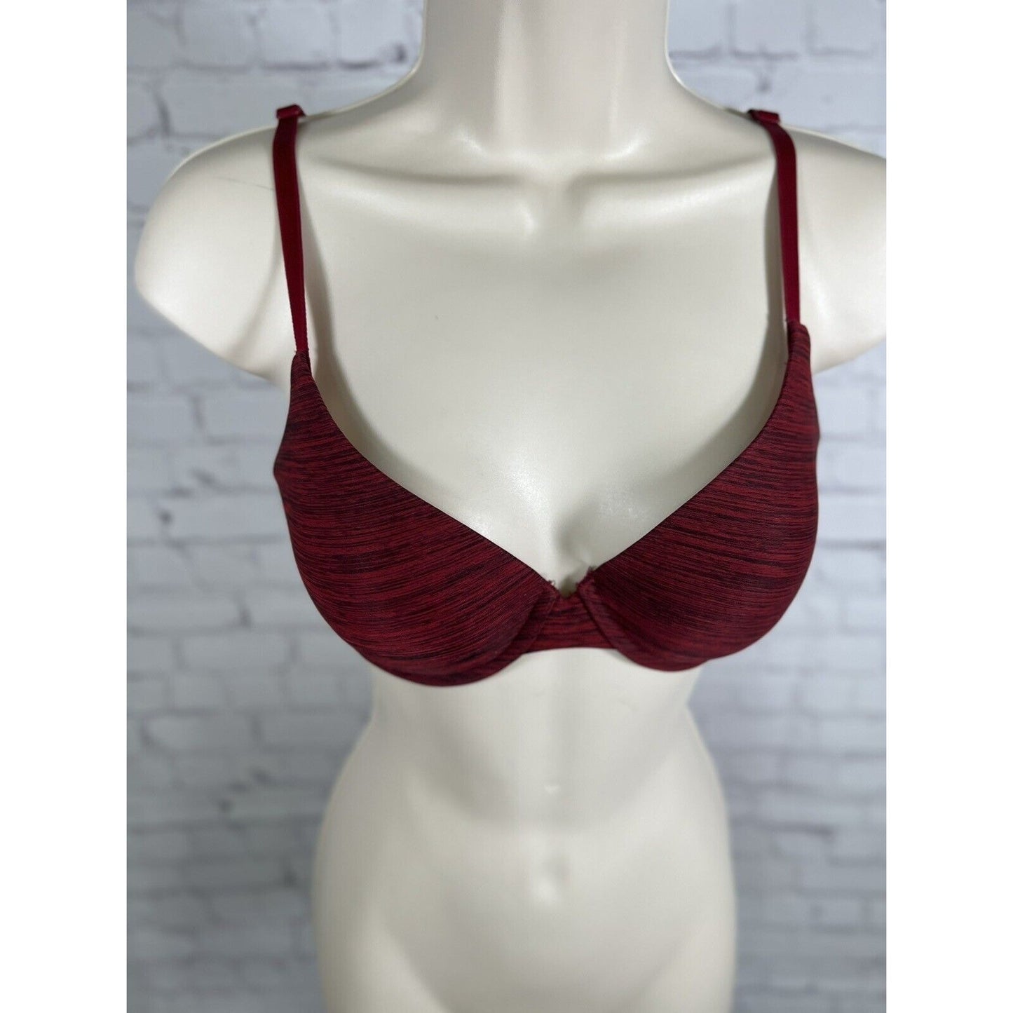 Victoria's Secret Uplift Semi Demi Bra Underwire Red Black Lightly Lined 32D