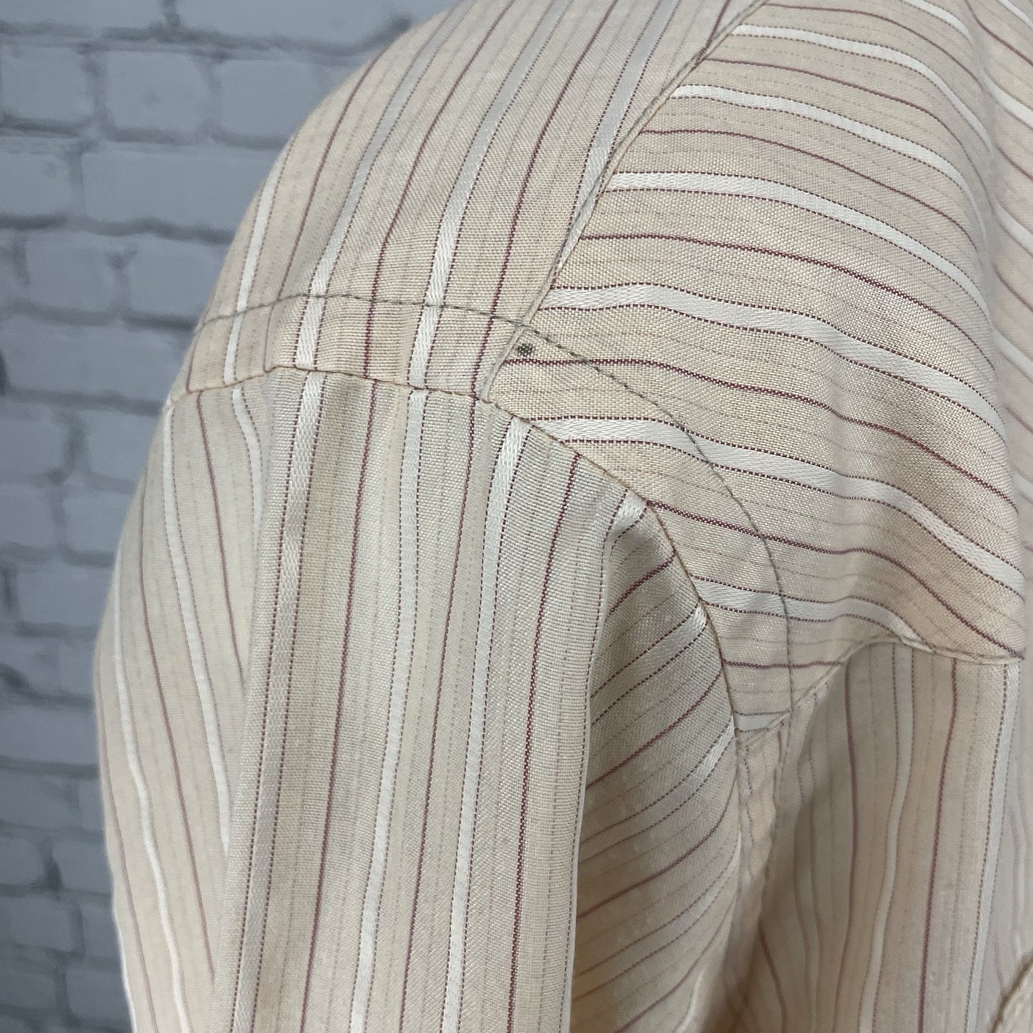 Wrangler Muted Orange Pearl Snap Western Long Tails Shirt USA Size 17-1/4x36