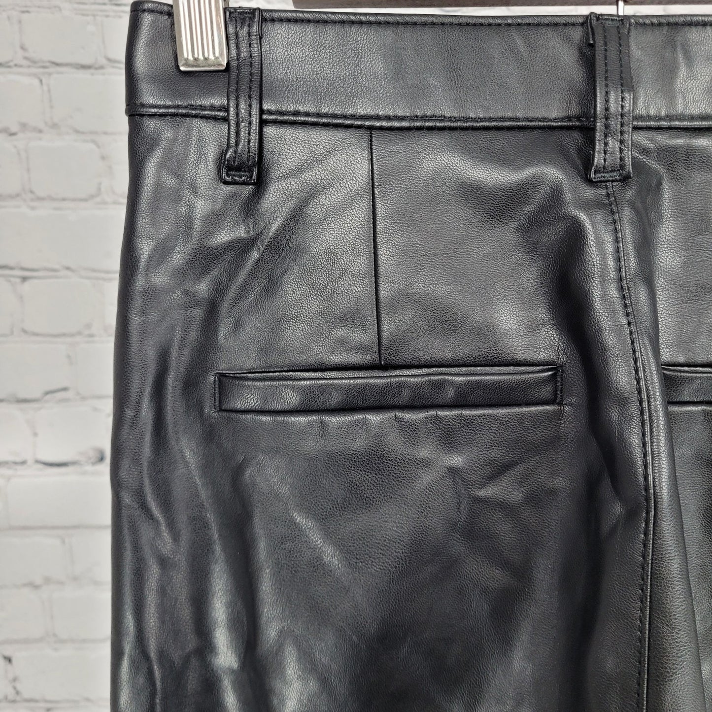 Abercrombie & Fitch Faux Leather The Skinny Ultra High Rise Pants 27 (27x33)