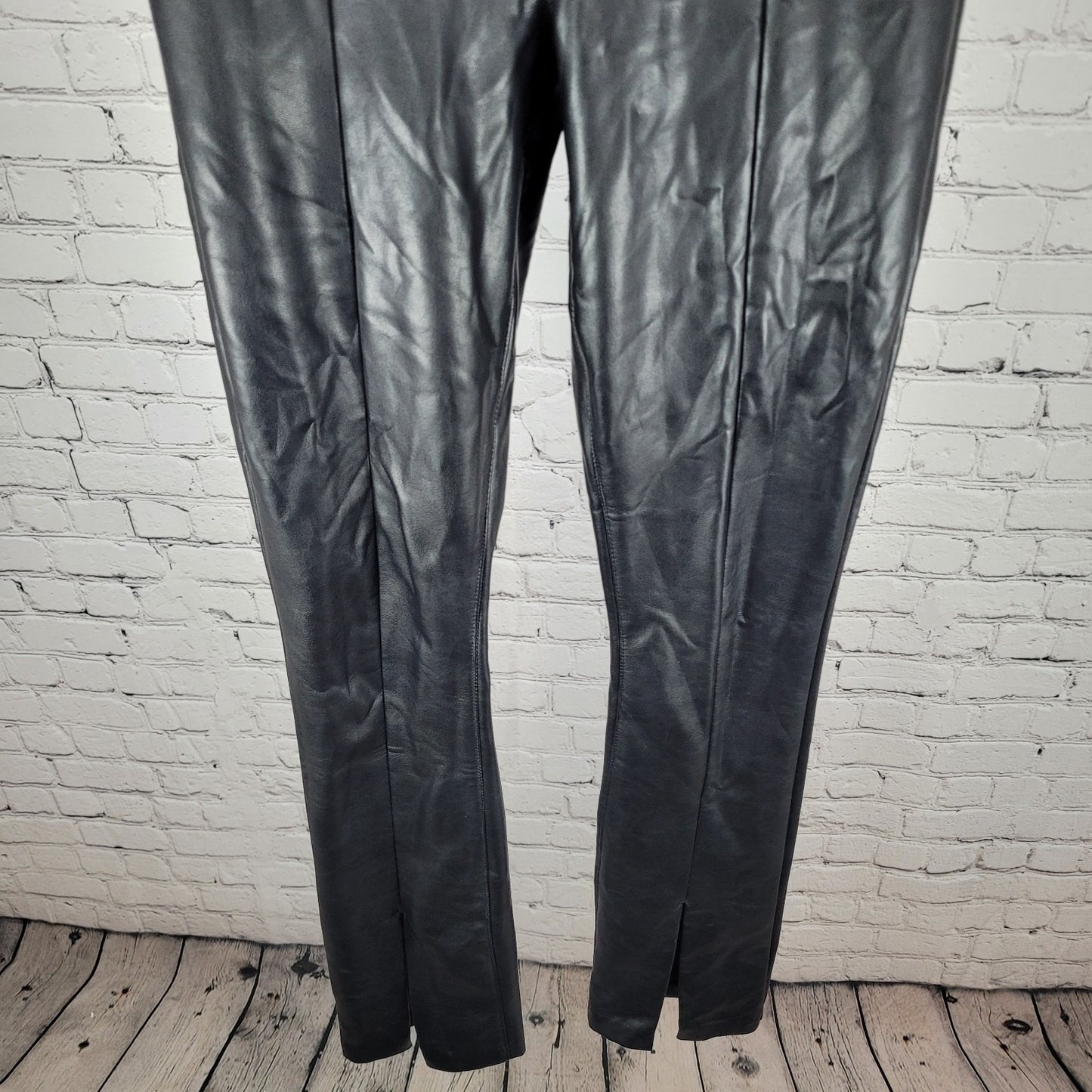 Abercrombie & Fitch Faux Leather The Skinny Ultra High Rise Pants 27 (27x33)