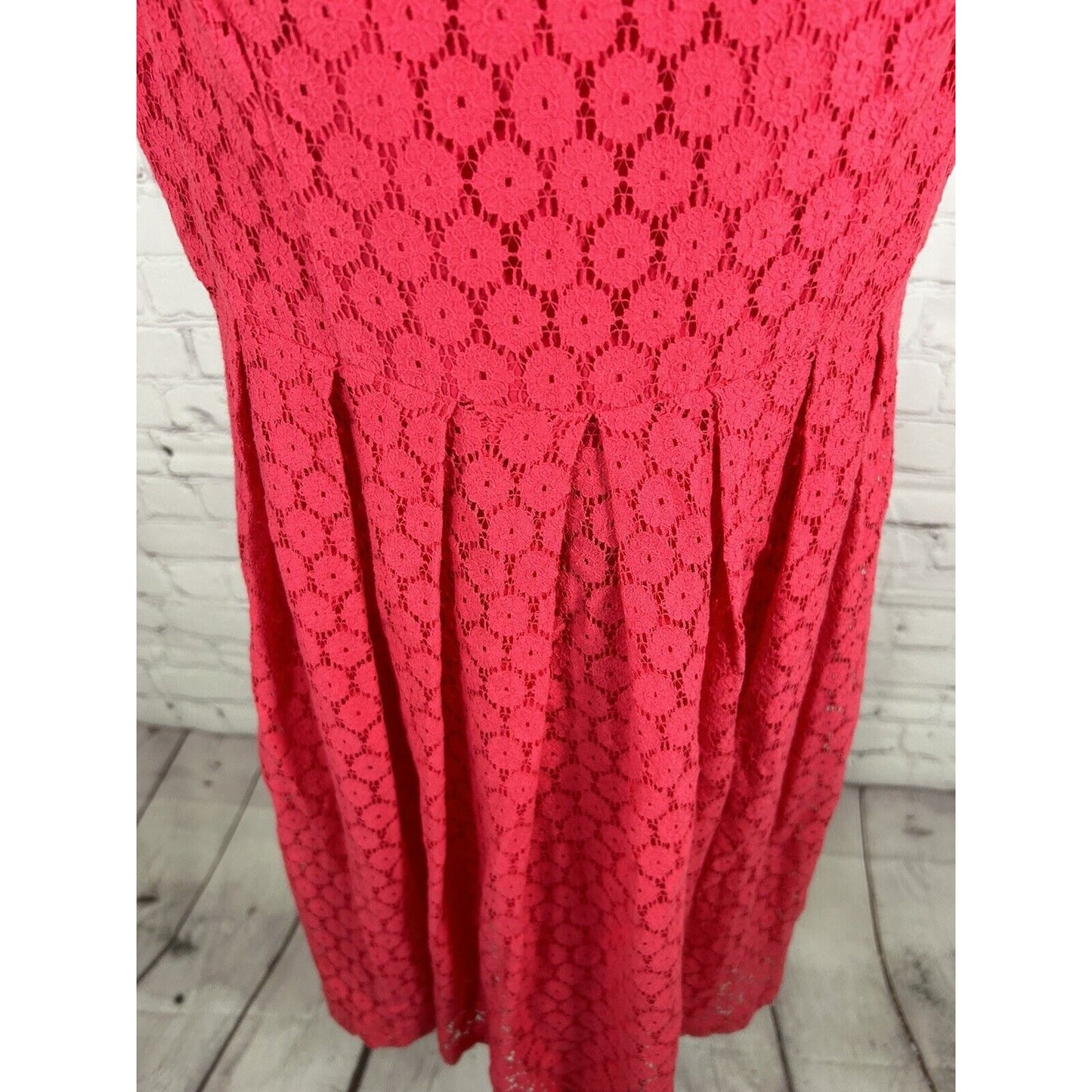Donna Morgan Pink Lace Overlay Sleeveless Pleated A Line Dress Women’s 10