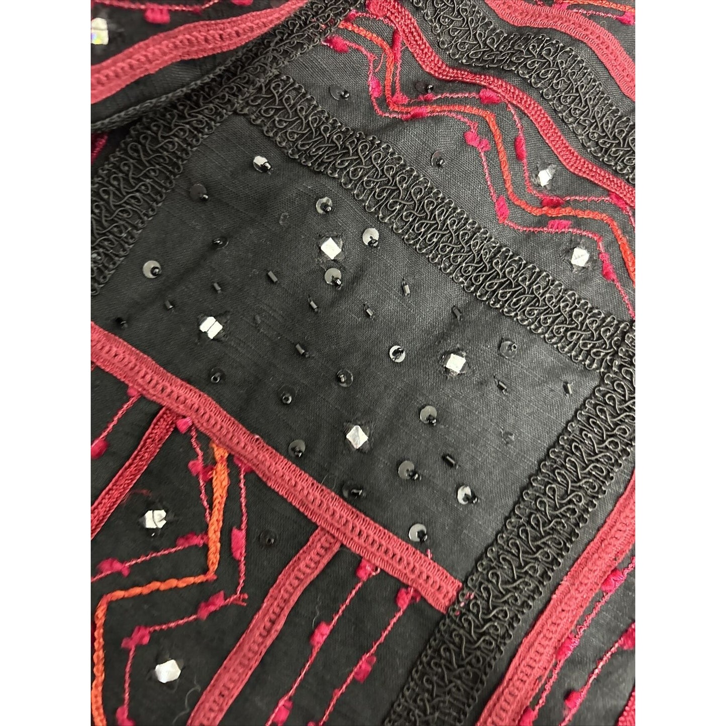 Chicos Black Red Velvet Accents Sequined Beaded Long Sleeve Top Button Up M