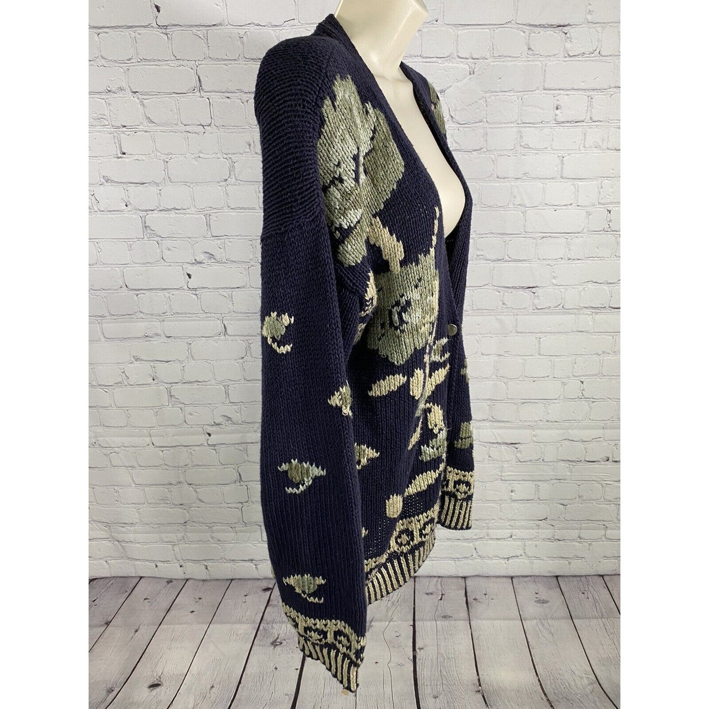 VTG Jones New York Hand Embroidered Shoulder Pad Button Up Sweater Cardigan M