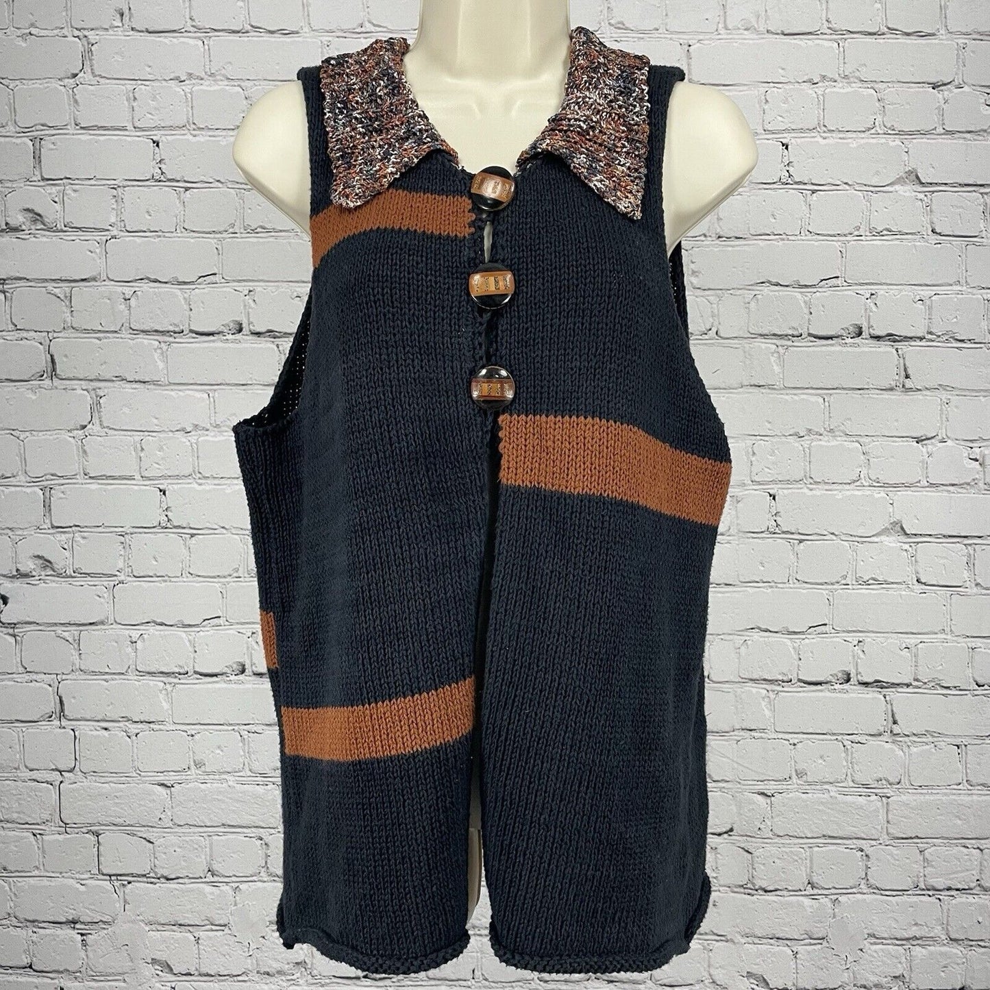 VTG Annie M Black Knitwear Wood Button Sweater Vest Collar USA Made Size Medium