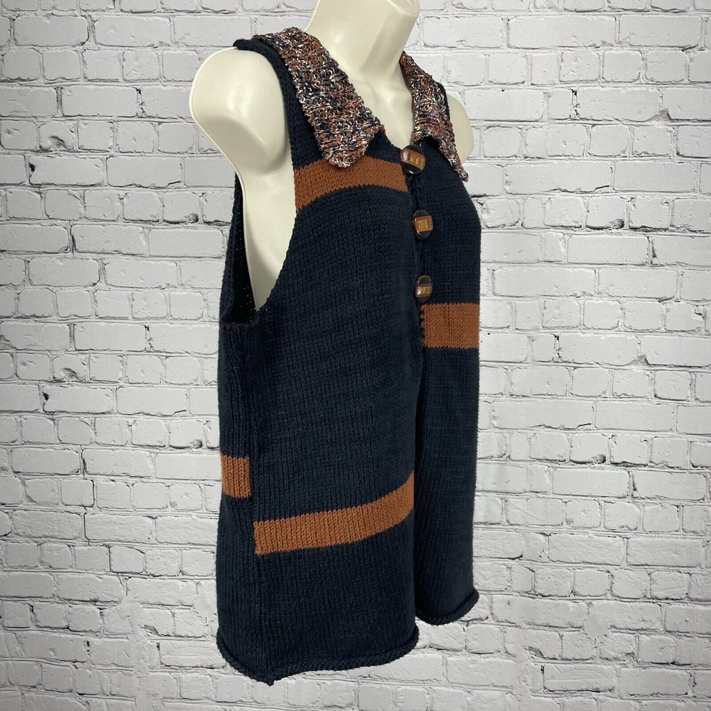 VTG Annie M Black Knitwear Wood Button Sweater Vest Collar USA Made Size Medium