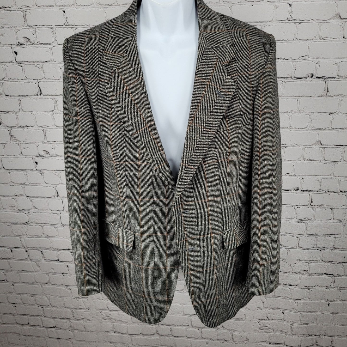 Farah Grey Wool Blend Herringbone Check 2 Button Blazer Sport Coat Size 38R