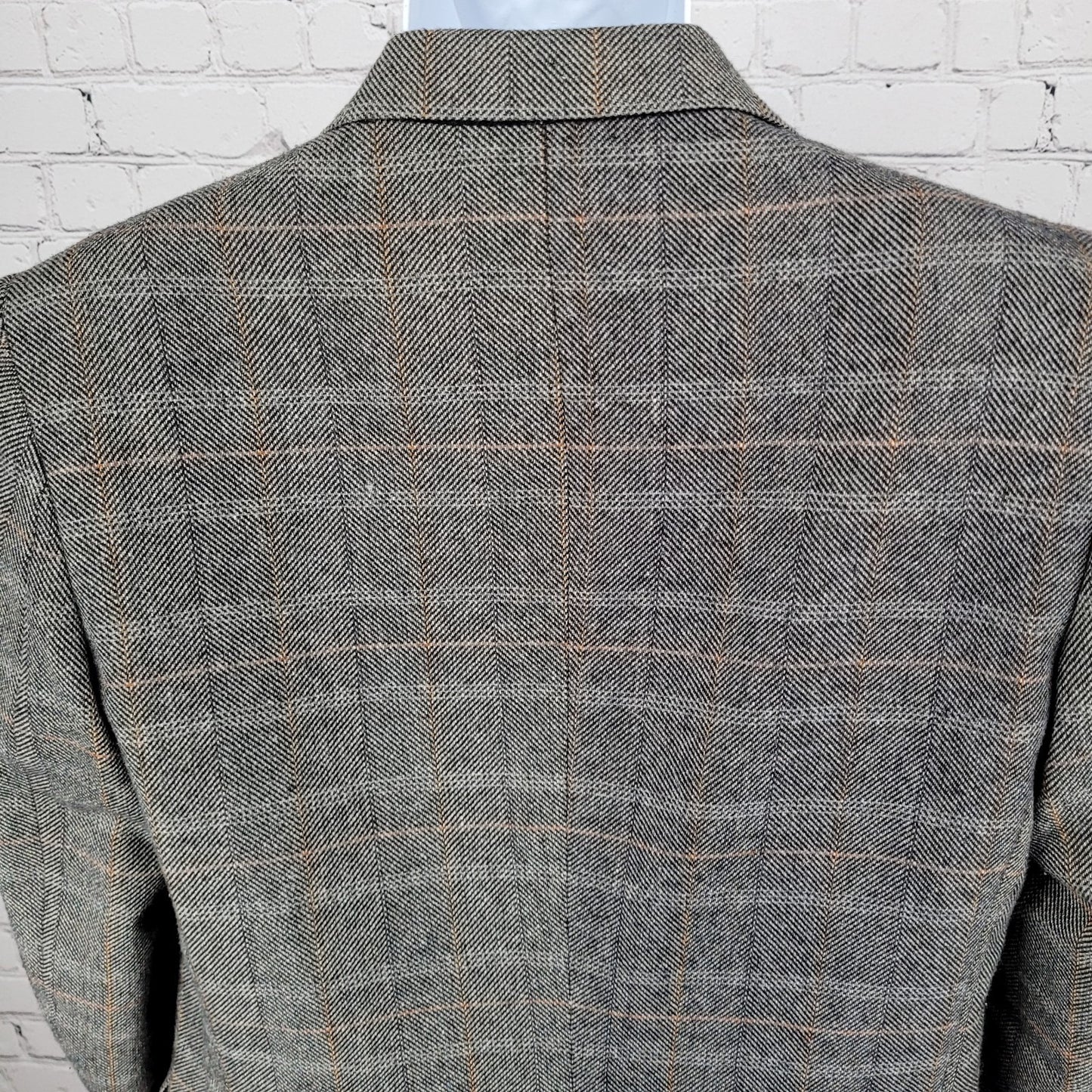 Farah Grey Wool Blend Herringbone Check 2 Button Blazer Sport Coat Size 38R