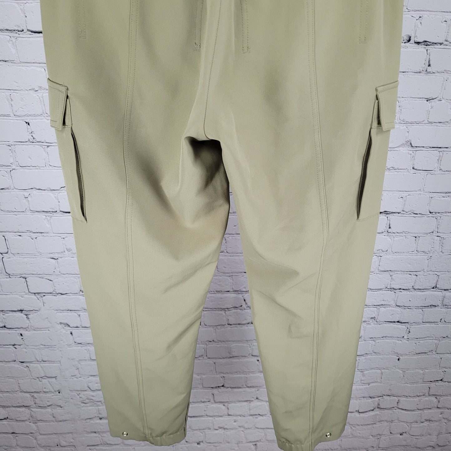 Athleta Green Athleisure Stretch High Rise Cargo Pockets Pants Size 4 (26x39)