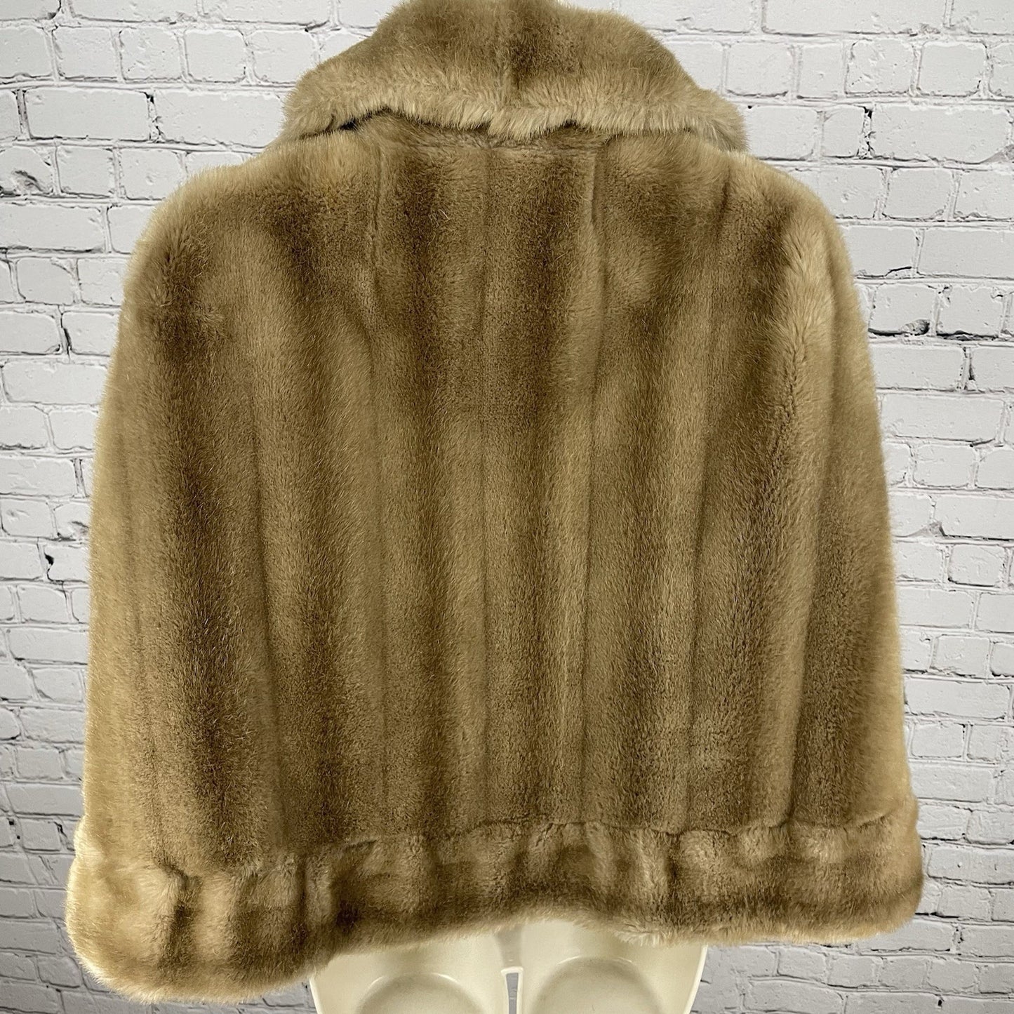 VTG Tissavel Lepshire Tan French Faux Fur Lined Open Poncho Coat Cape One Size