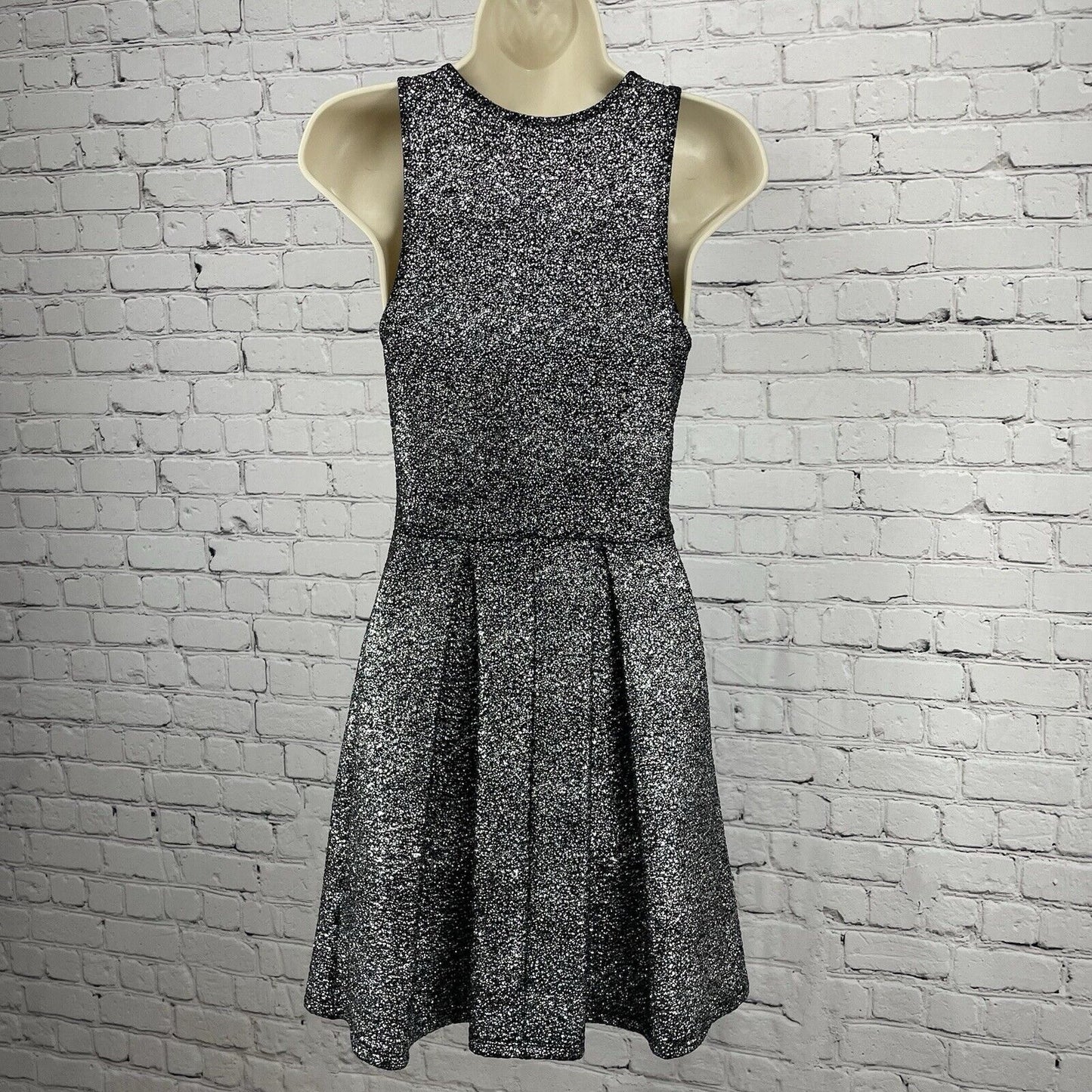 Everly Black Silver Shimmer Lined Stretch Pleated USA Made Dress Size Small S