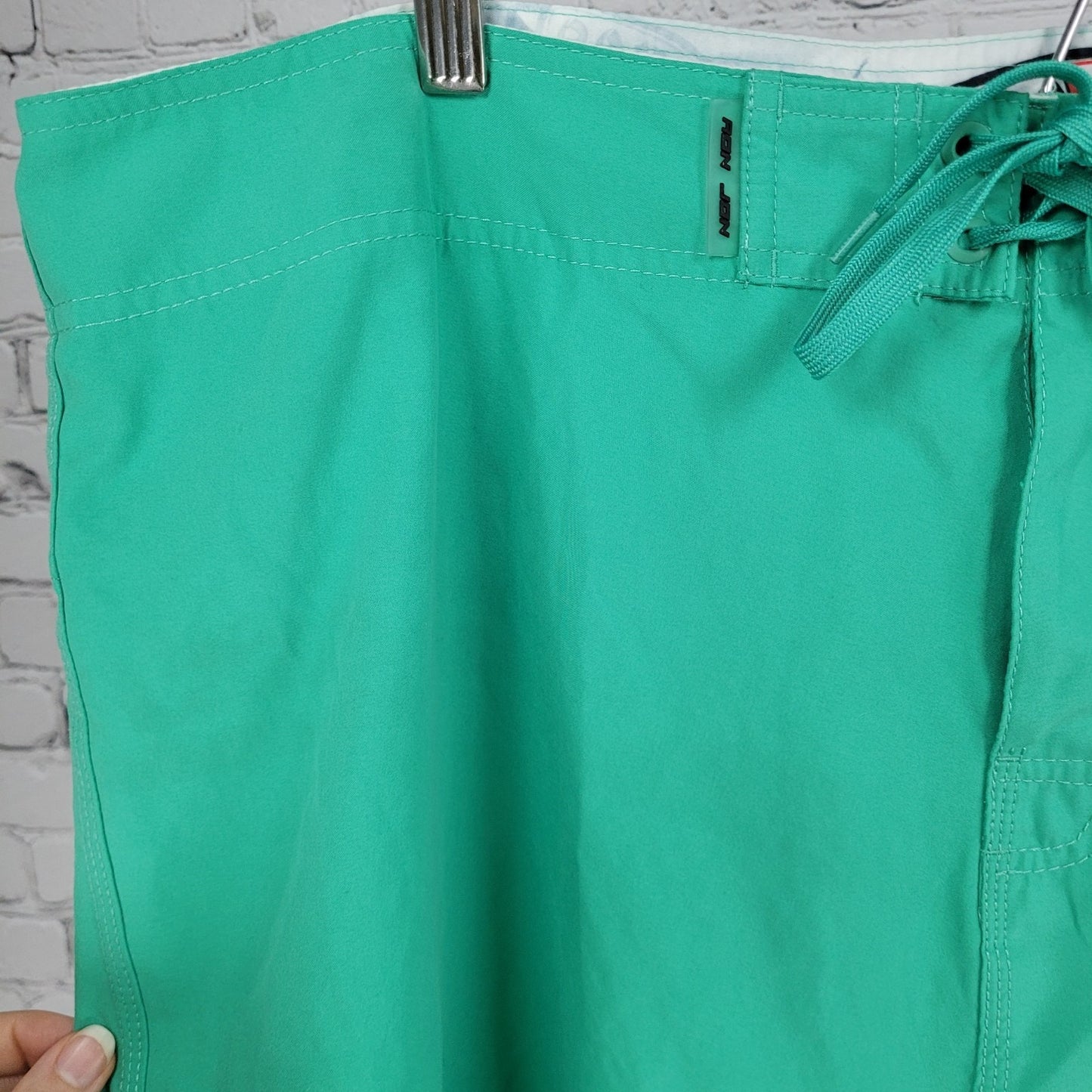 Ron Jon Surf Shop Green Cargo Lightweight Board Shorts Swim Trunks Size (42x9)