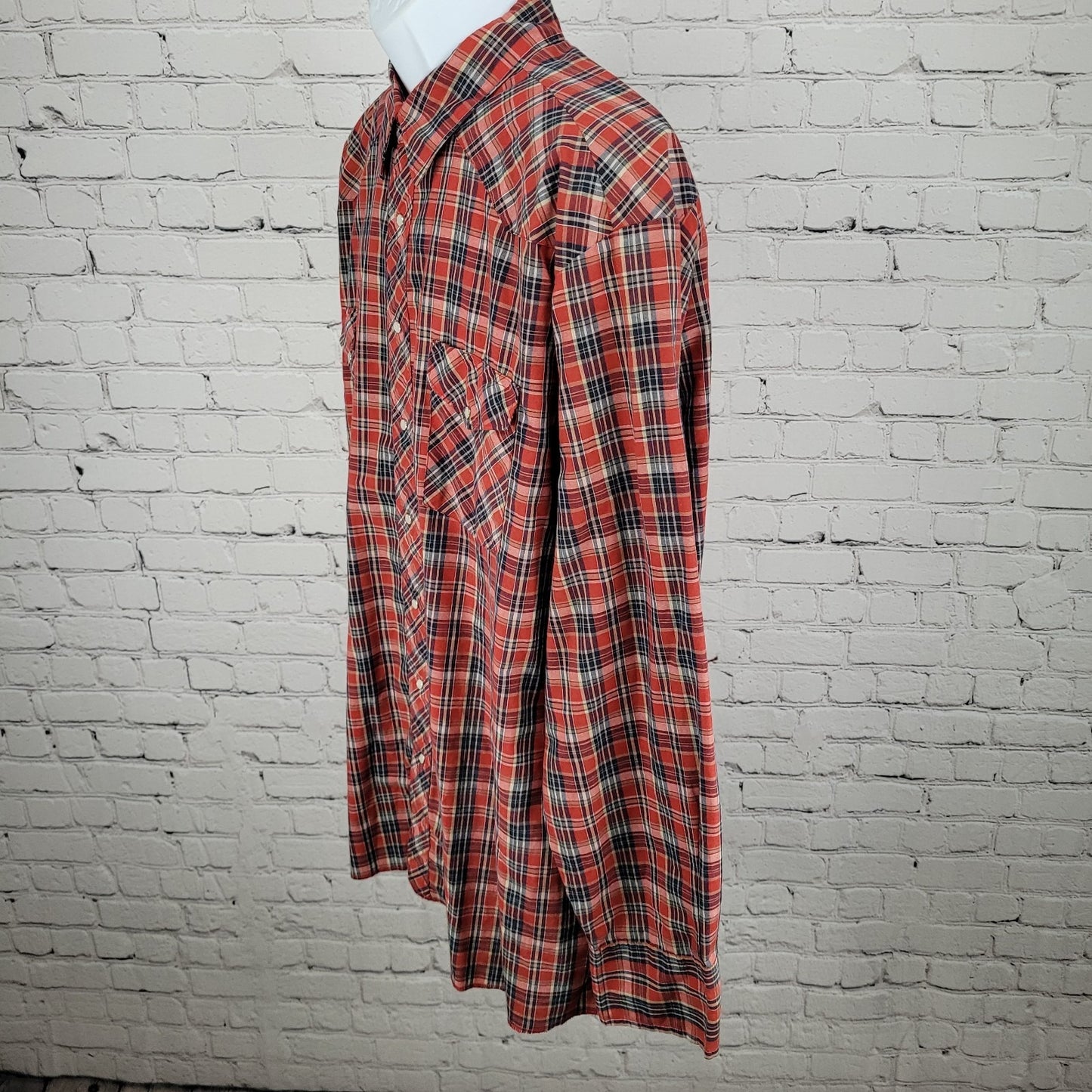 VTG Wrangler Red Plaid Western Pearl Snap Long Sleeve Lightweight Shirt Size XXL