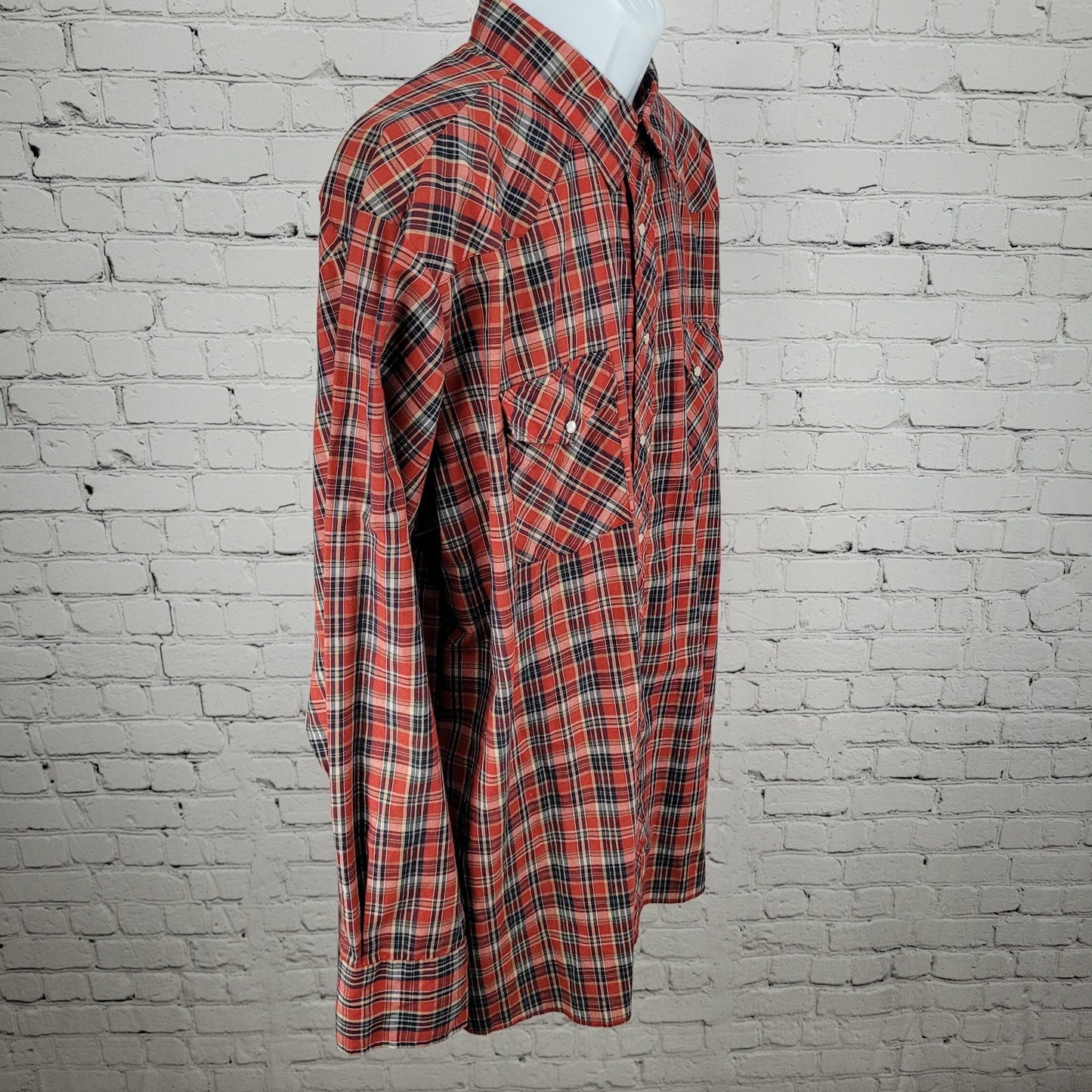 VTG Wrangler Red Plaid Western Pearl Snap Long Sleeve Lightweight Shirt Size XXL