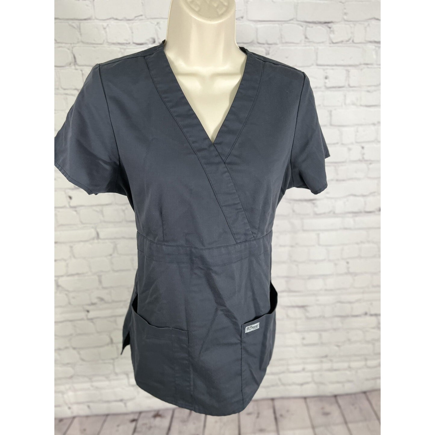 Grey's Anatomy Barco Scrub Top Adjustable Gray Short Sleeve Shirt Women’s Small