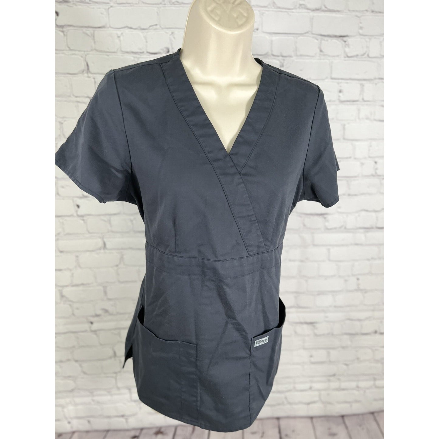 Grey's Anatomy Barco Scrub Top Adjustable Gray Short Sleeve Shirt Women’s Small