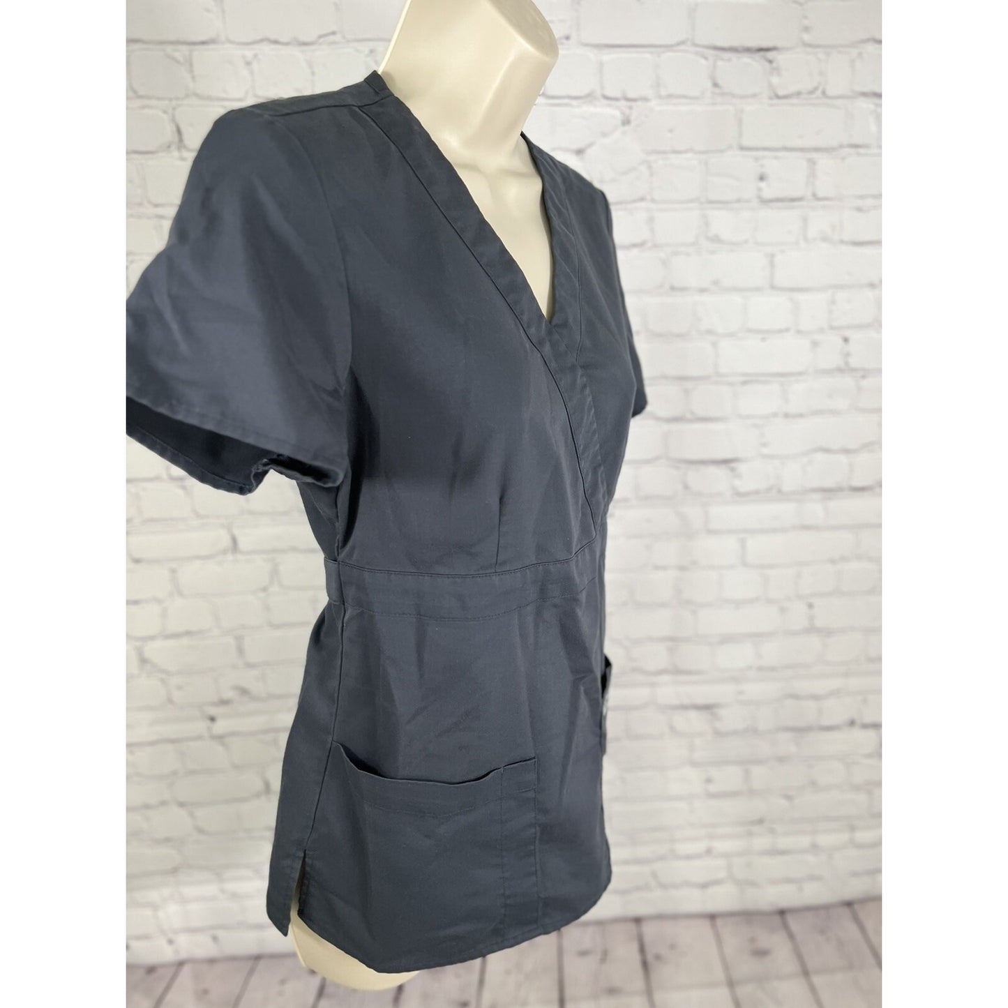 Grey's Anatomy Barco Scrub Top Adjustable Gray Short Sleeve Shirt Women’s Small