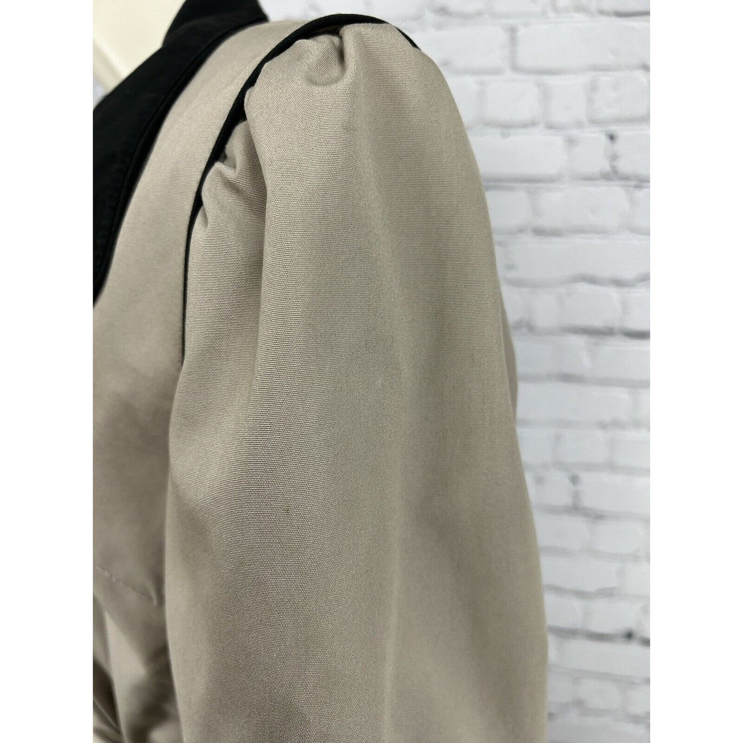 VTG Foxland By Lanson Beige Zip Out Liner Collared Women’s Long Trench Coat 12