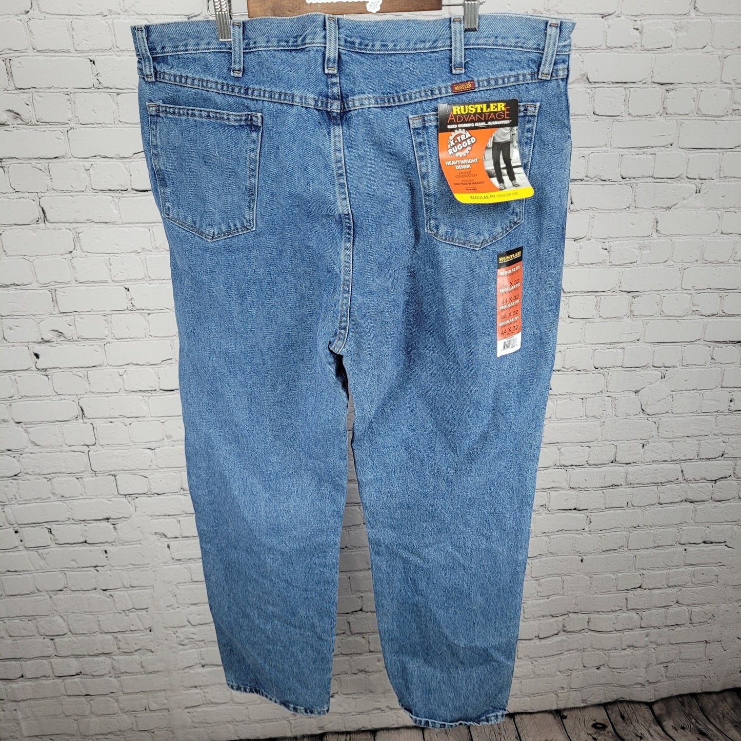 NWT Rustler By Wrangler Blue Heavyweight Denim Straight Leg Jeans Size (44x32)