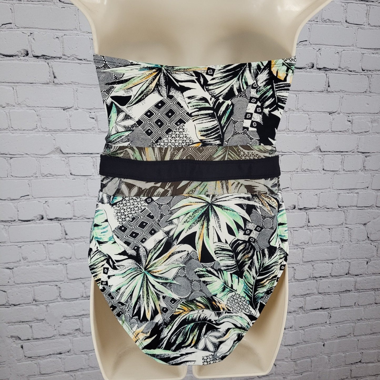 Kenneth Cole Black & White Tropical Built In Bra 1 Piece Swimsuit Size Large L