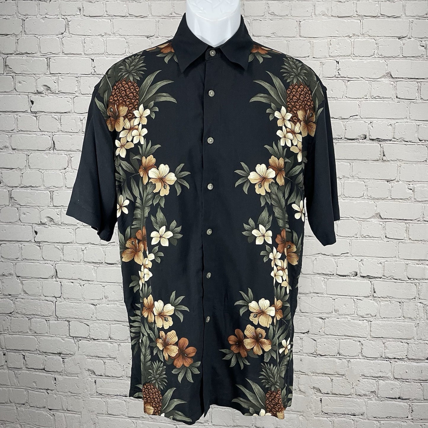 Campia Moda Black Floral Hawaiian Lightweight Button Up Shirt Size Small S