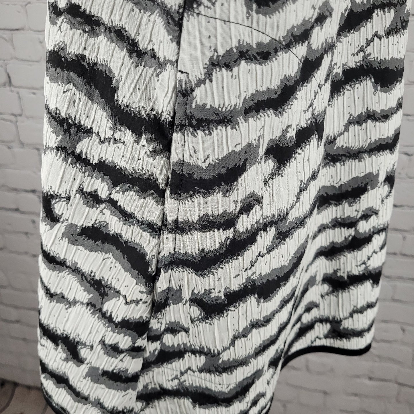 Ic By Connie K Grey Zebra Full Zip Collared Lightweight Jacket USA Made Size XL