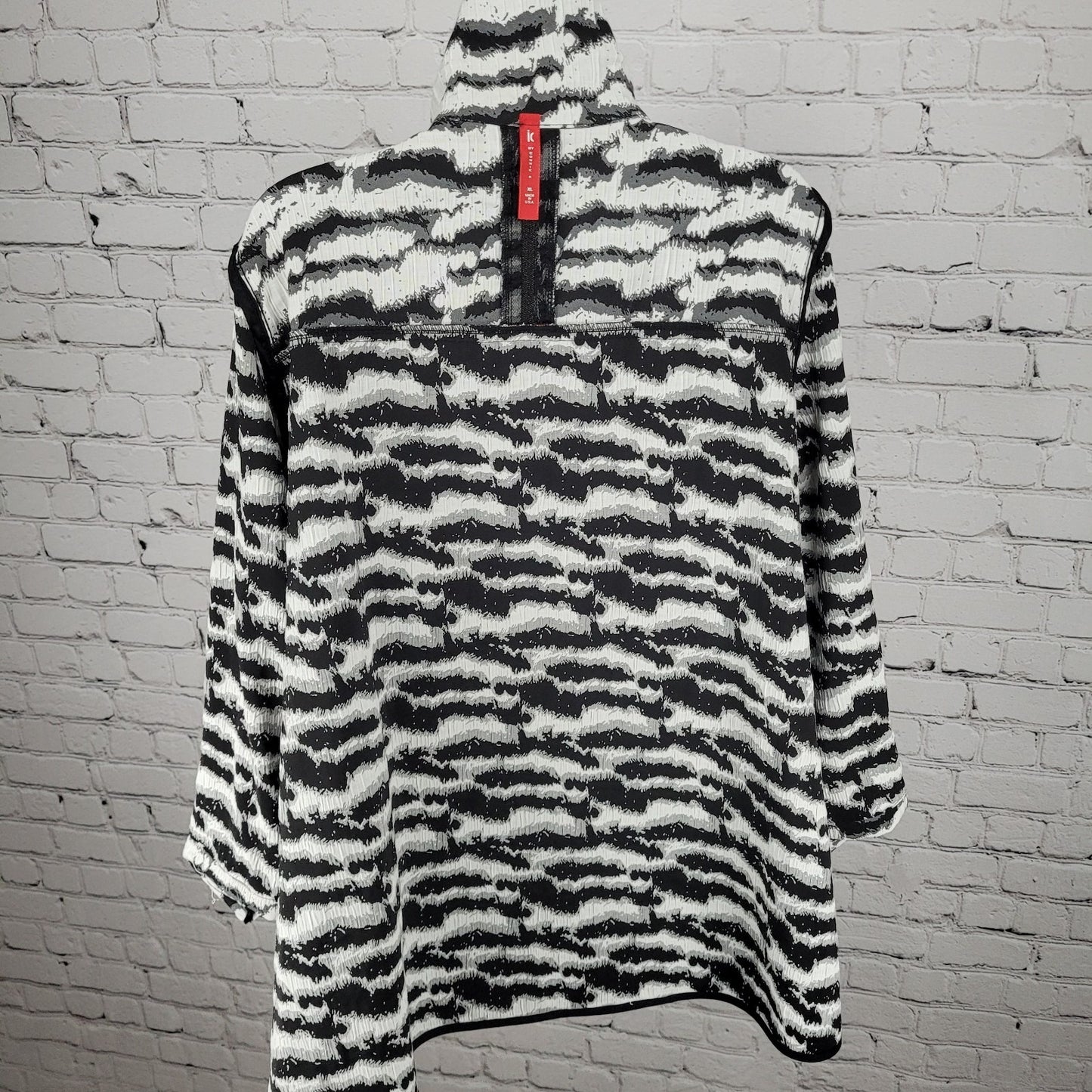 Ic By Connie K Grey Zebra Full Zip Collared Lightweight Jacket USA Made Size XL