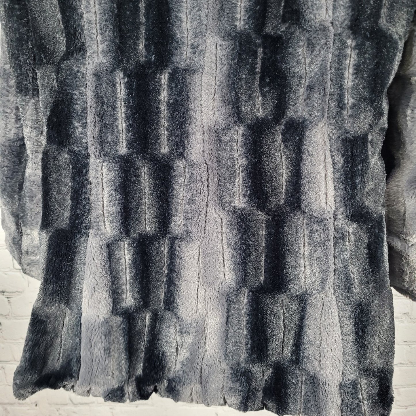 Hal Rubenstein Black & Grey Soft Faux Fur Reversible Hooded Coat Size Medium M