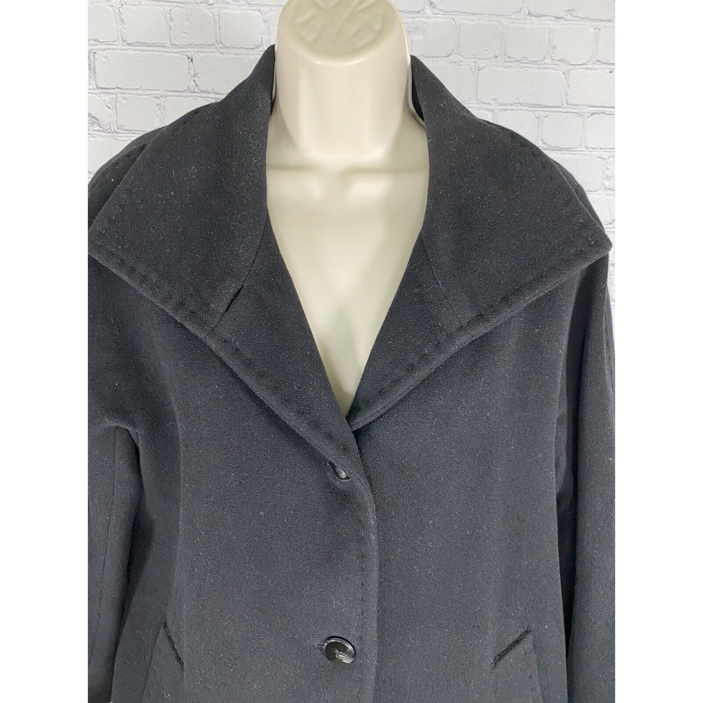 Ellen Tracy Black Wool Blend Collared 4 Button Overcoat Jacket Pockets Size 6