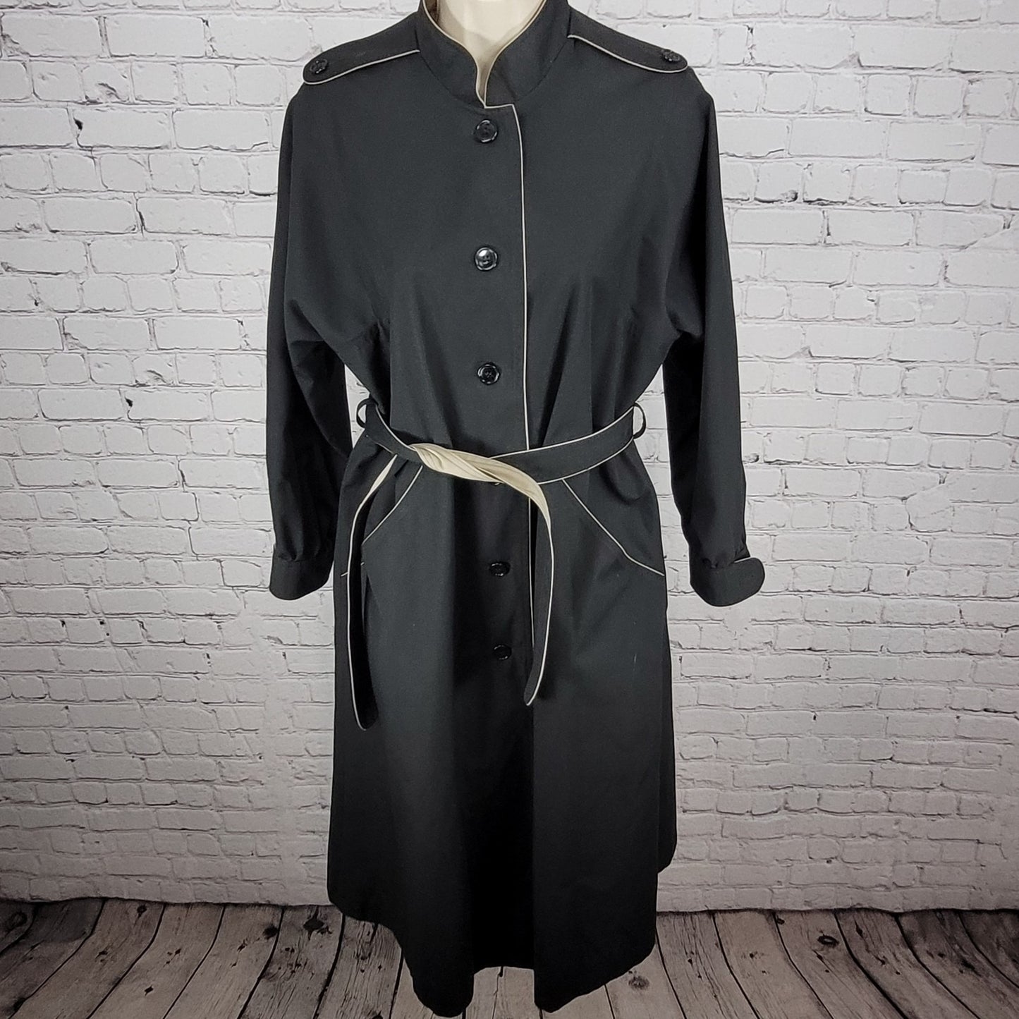 VTG Unbranded Black Belted Buttoned Trench Coat Poland Made Size Medium M