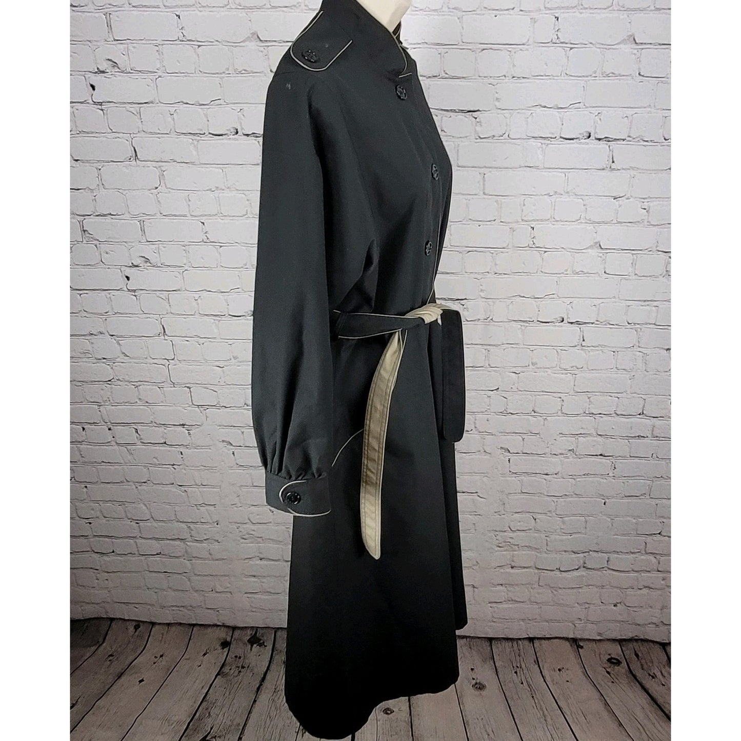 VTG Unbranded Black Belted Buttoned Trench Coat Poland Made Size Medium M