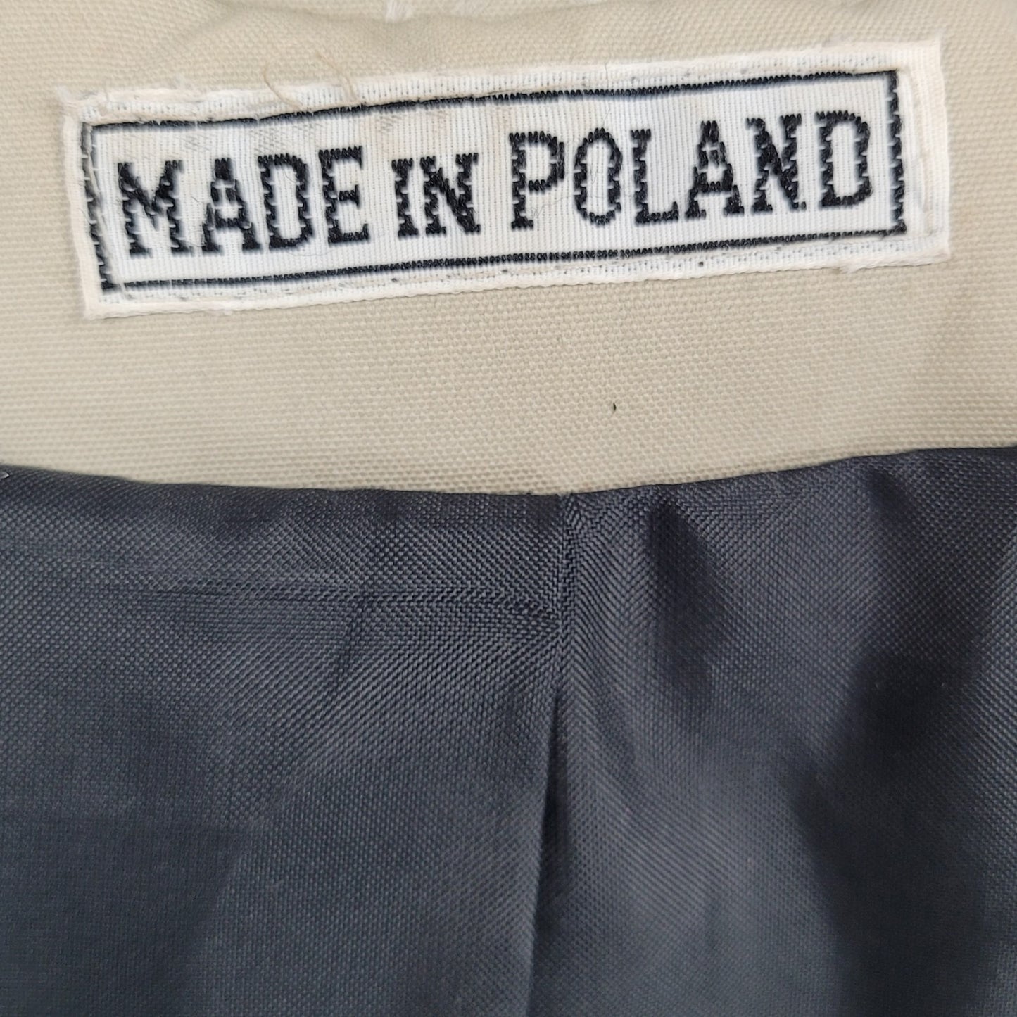VTG Unbranded Black Belted Buttoned Trench Coat Poland Made Size Medium M