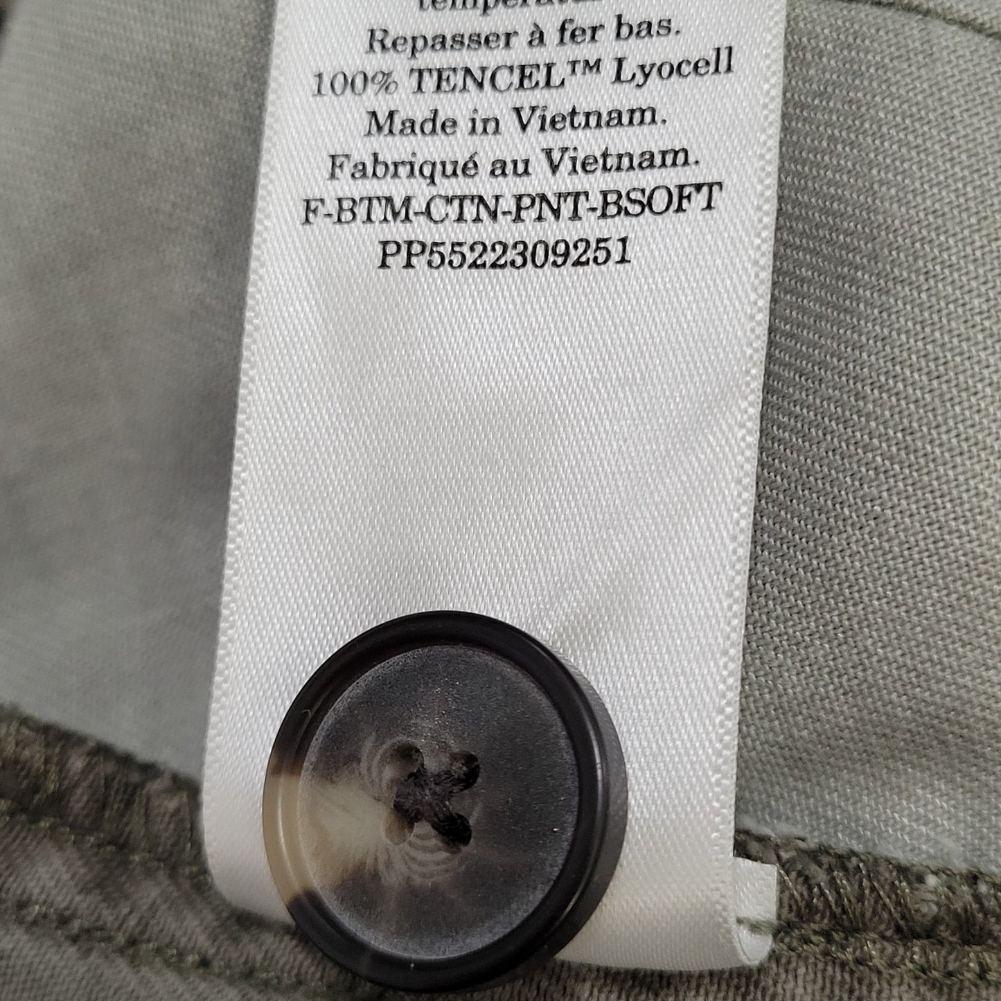 Everlane Green Soft Relaxed Casual High Rise Tapered Pants Size 12 (34x27)