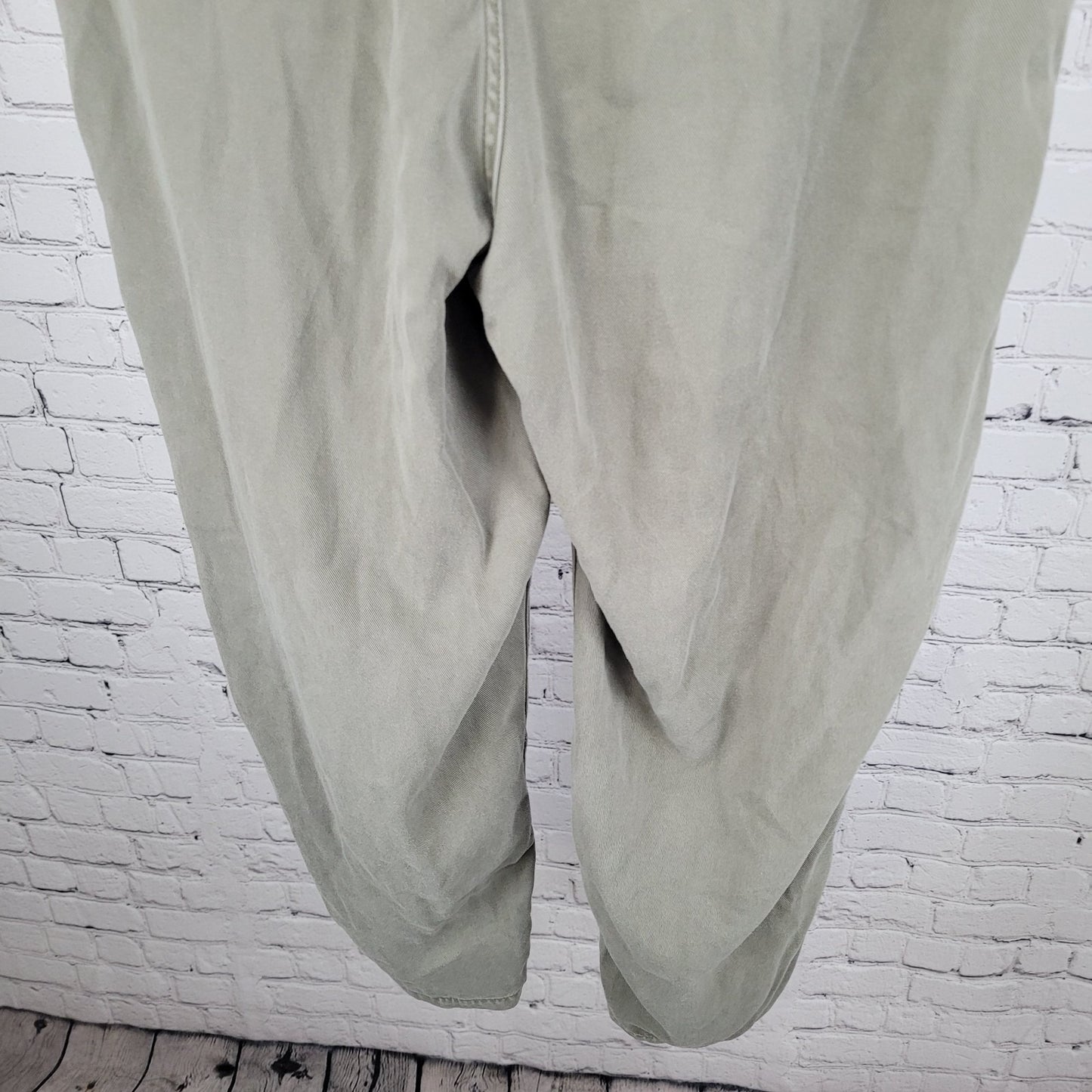 Everlane Green Soft Relaxed Casual High Rise Tapered Pants Size 12 (34x27)