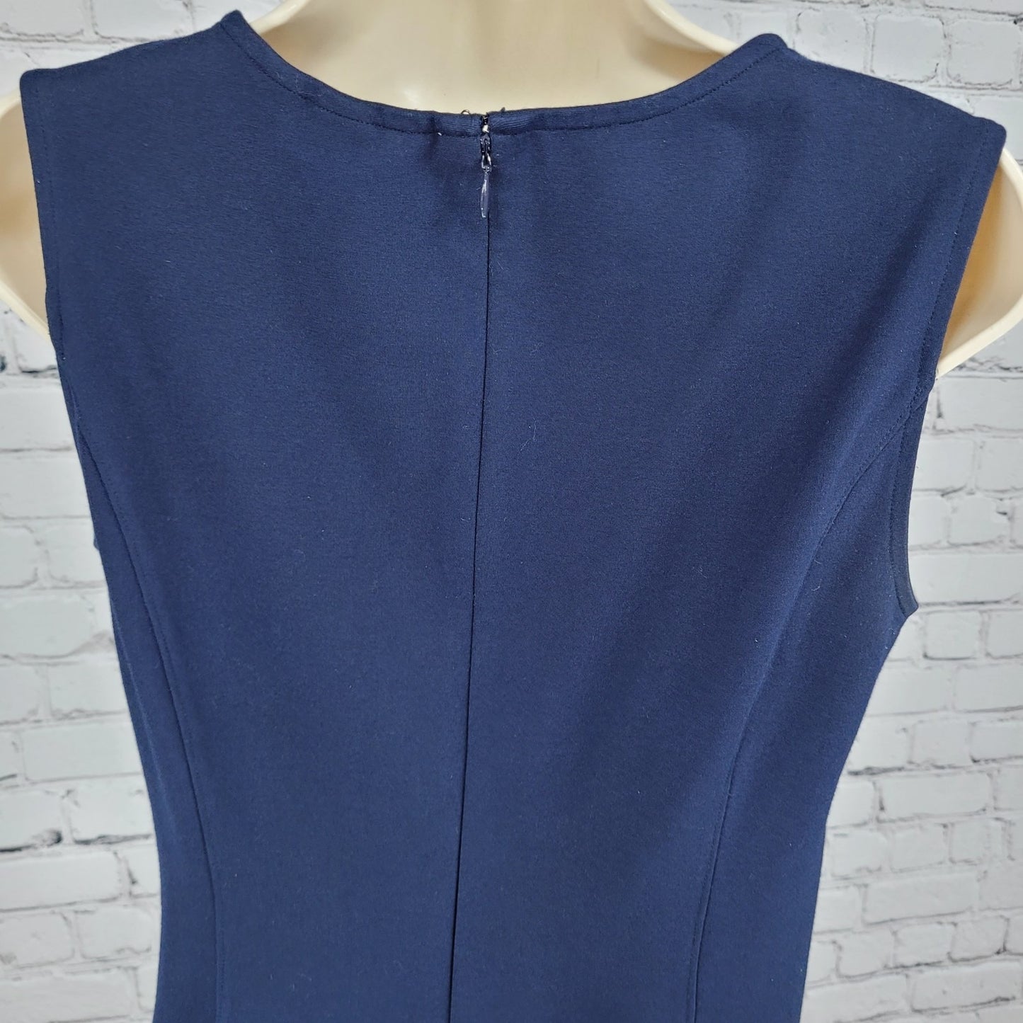 Land's End Navy Sleeveless Stretch Pockets Back Slit Zipped Shift Dress Size 6