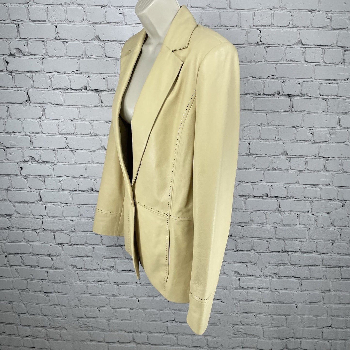 Dana Buchman Pale Yellow Leather 1 Button Blazer Jacket Pockets Lined Size 10