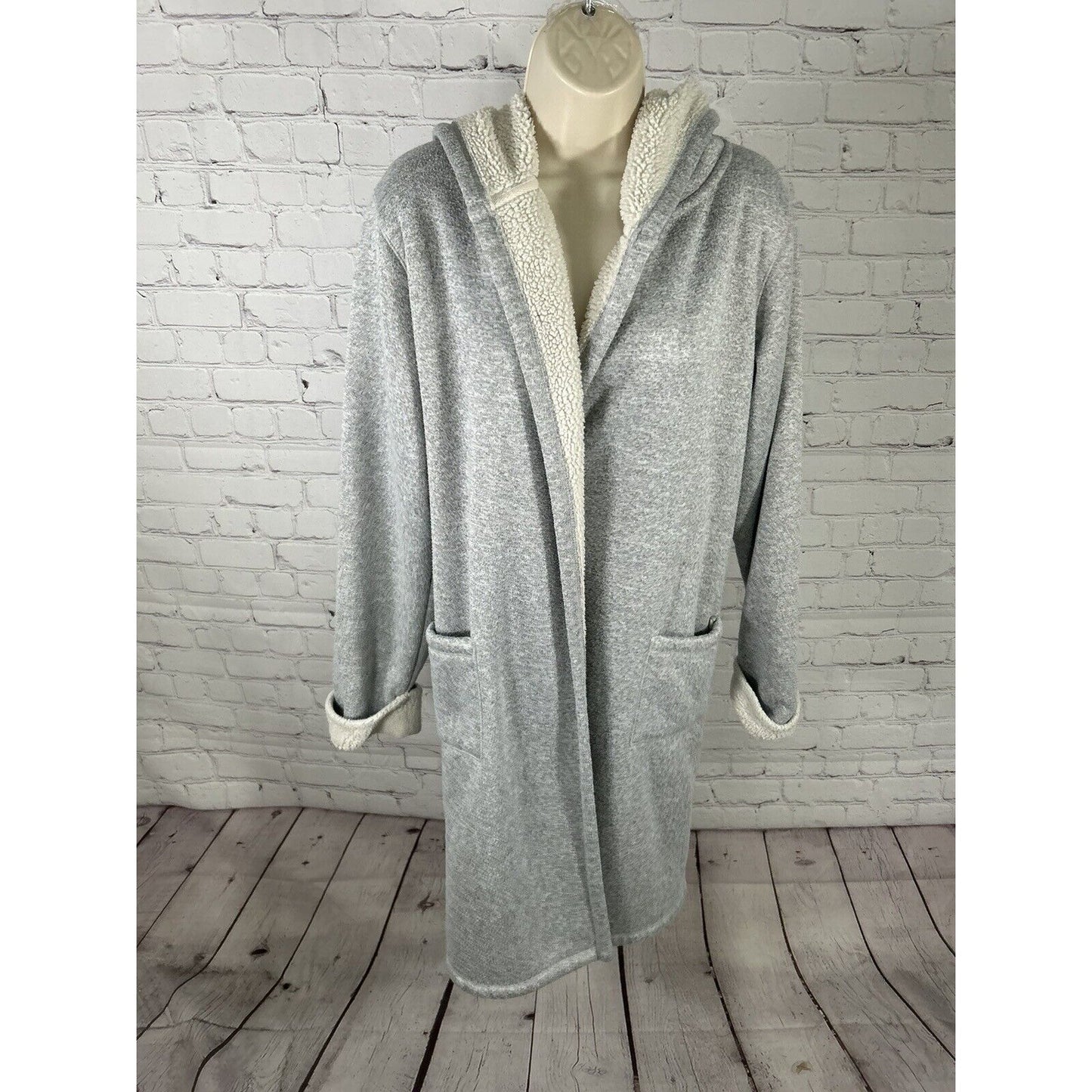 Tahari Solid Gray Fleece Lined Long Sleeve Hooded Waist Tie Robe/ Jacket L