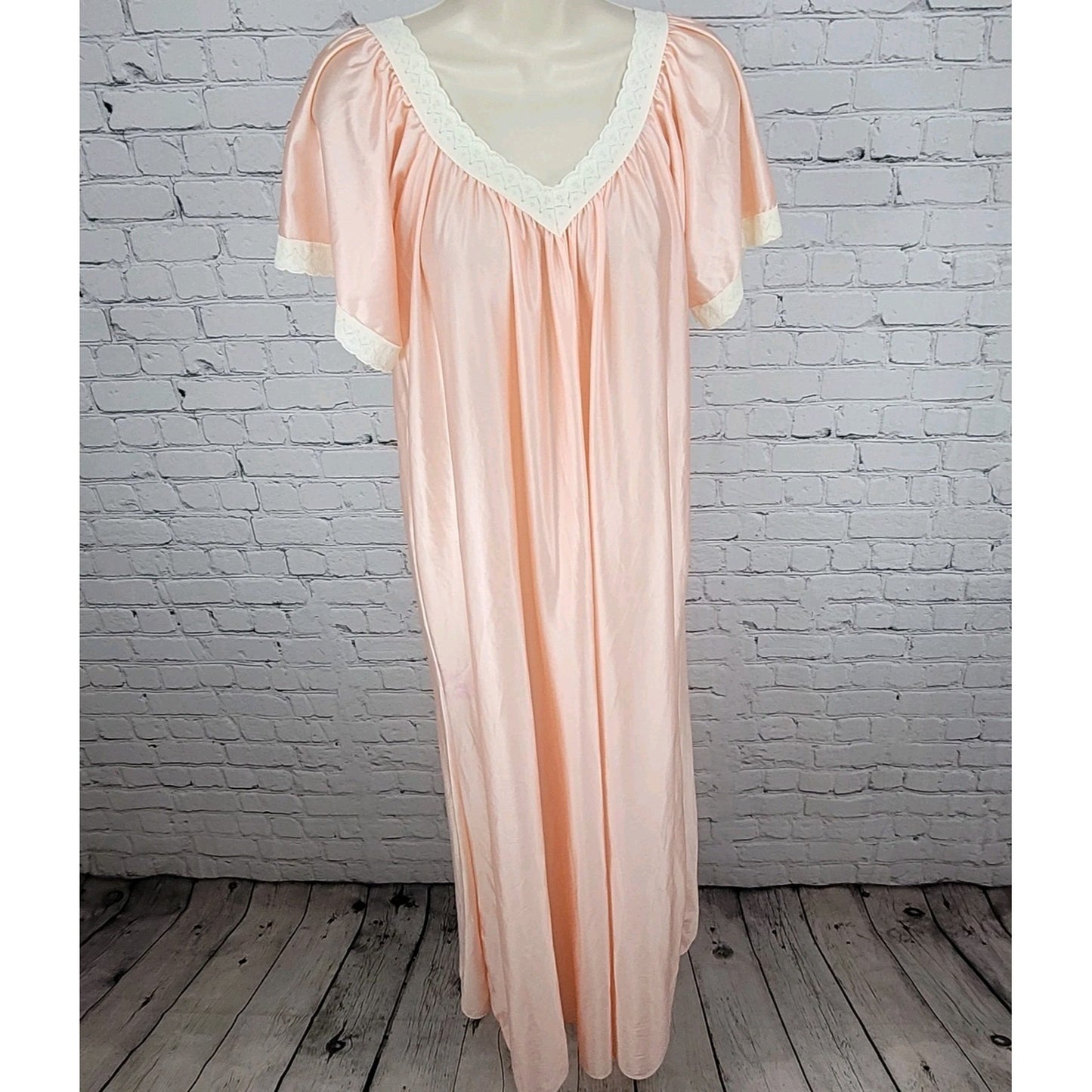 VTG Crown Nitewear Pink Satin Ruched Lace Trim Maxi Nightgown USA Made O/S