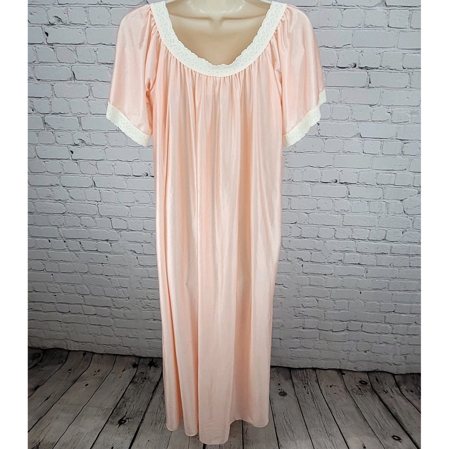 VTG Crown Nitewear Pink Satin Ruched Lace Trim Maxi Nightgown USA Made O/S