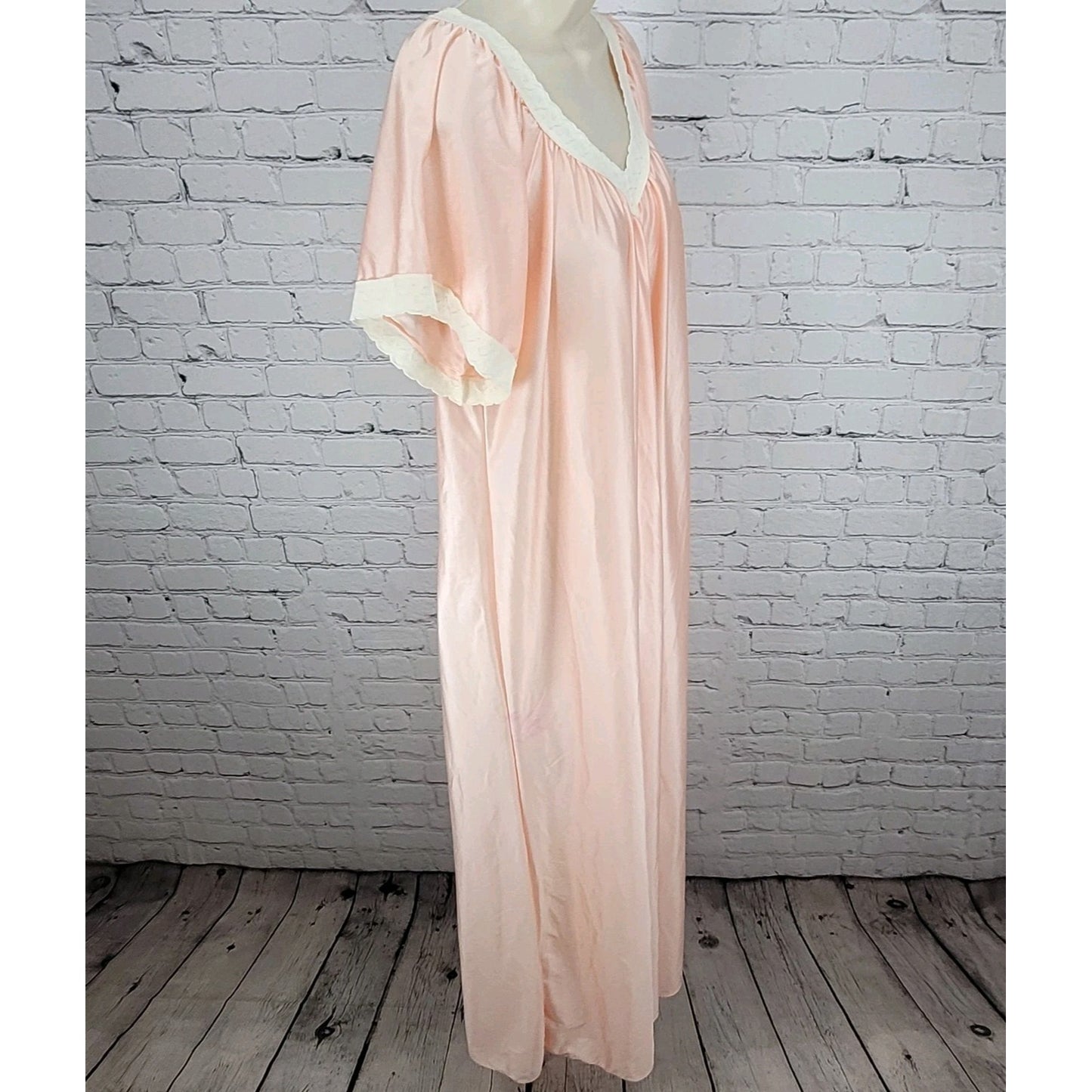 VTG Crown Nitewear Pink Satin Ruched Lace Trim Maxi Nightgown USA Made O/S