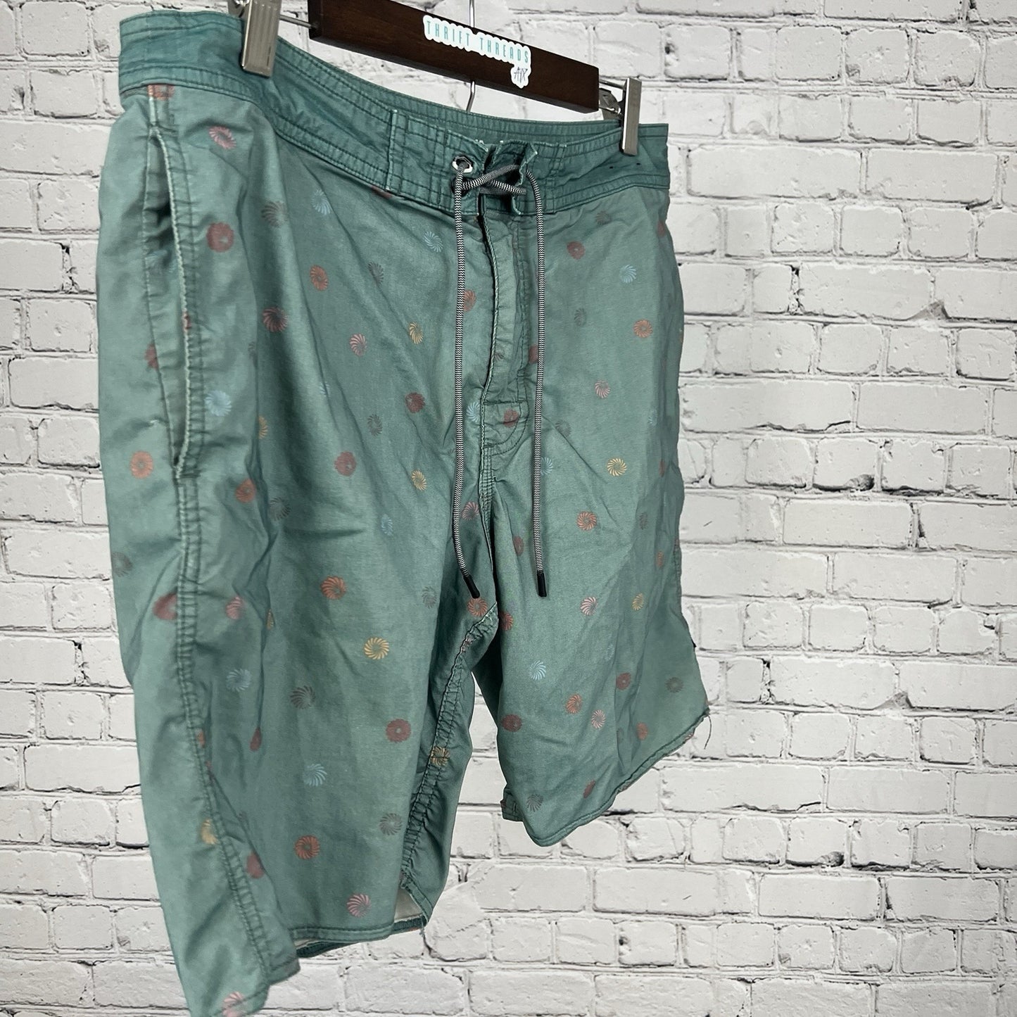 RVCA Nature Green Board Shorts Swim Trunks Beach Surfwear Drawstring Men’s 32